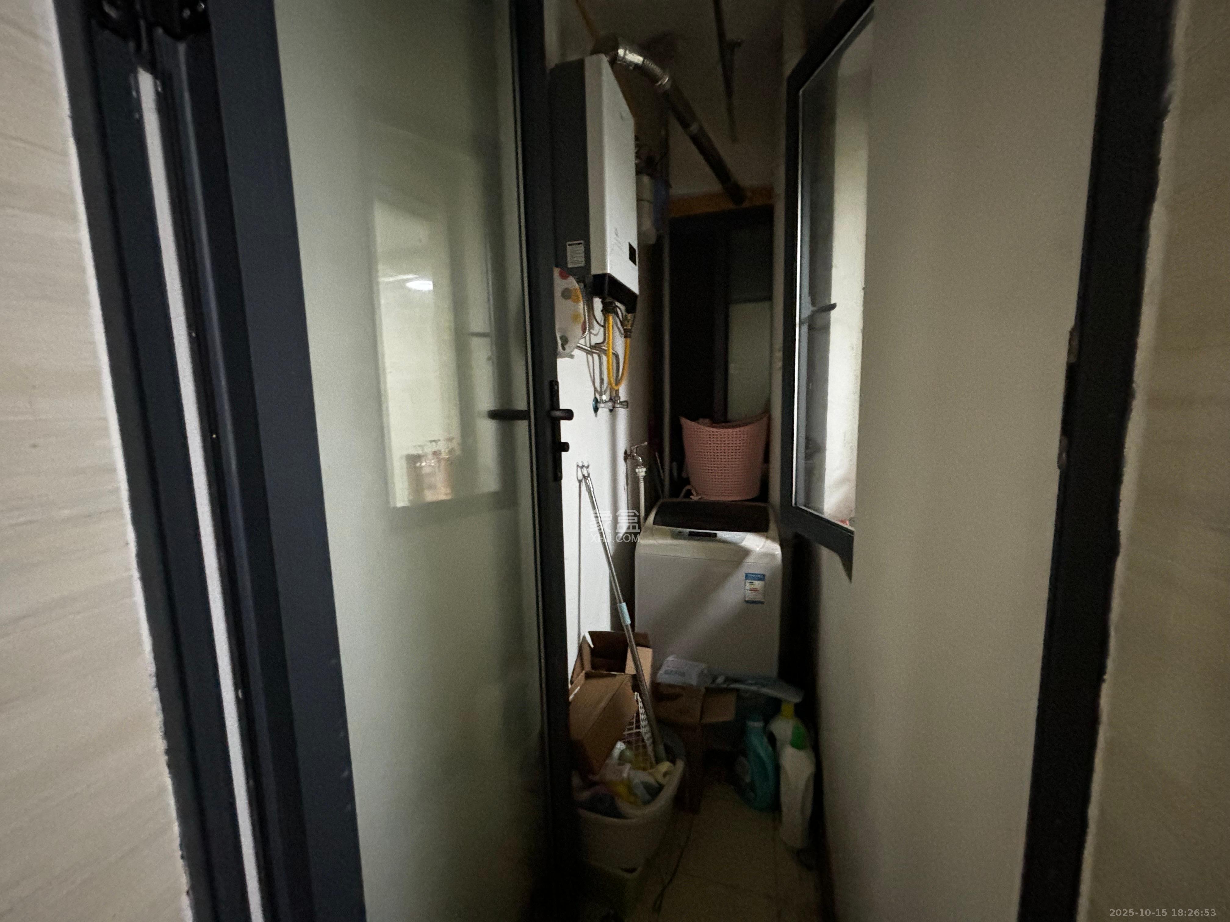 中建芙蓉工社 2室1厅1卫 1600.0元/月 中建芙蓉工社 2室1厅1卫 1600.0元/月室内图