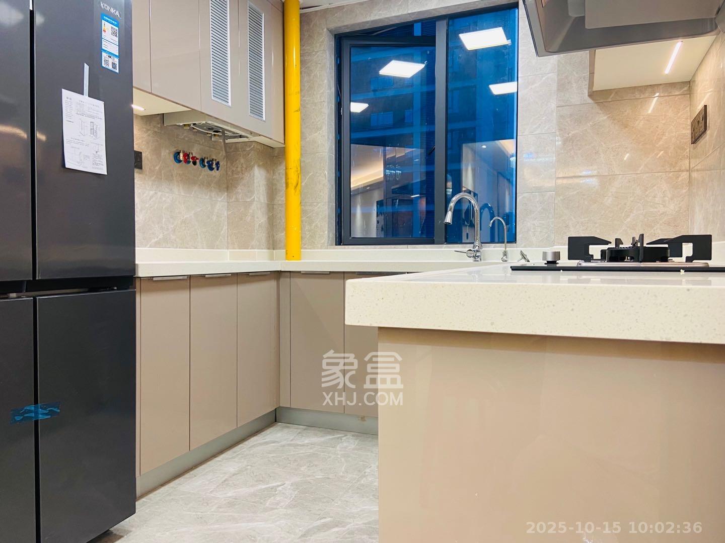 旭辉雨花郡  3室2厅2卫    4800.0元/月 旭辉雨花郡  3室2厅2卫    4800.0元/月室内图