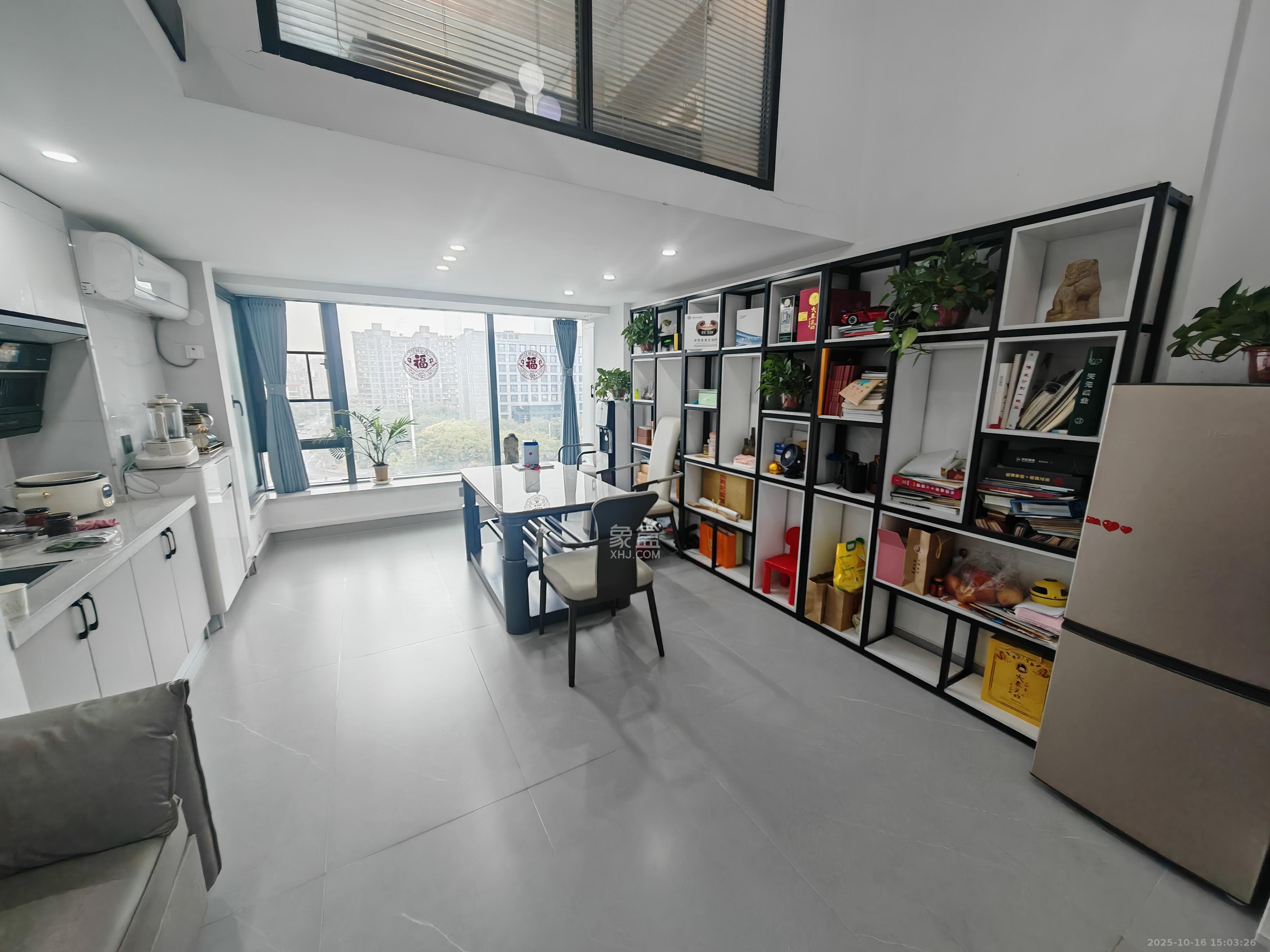 京武浪琴山三期(京武中心)  2室1厅1卫    3000.0元/月 京武浪琴山三期(京武中心)  2室1厅1卫    3000.0元/月室内图