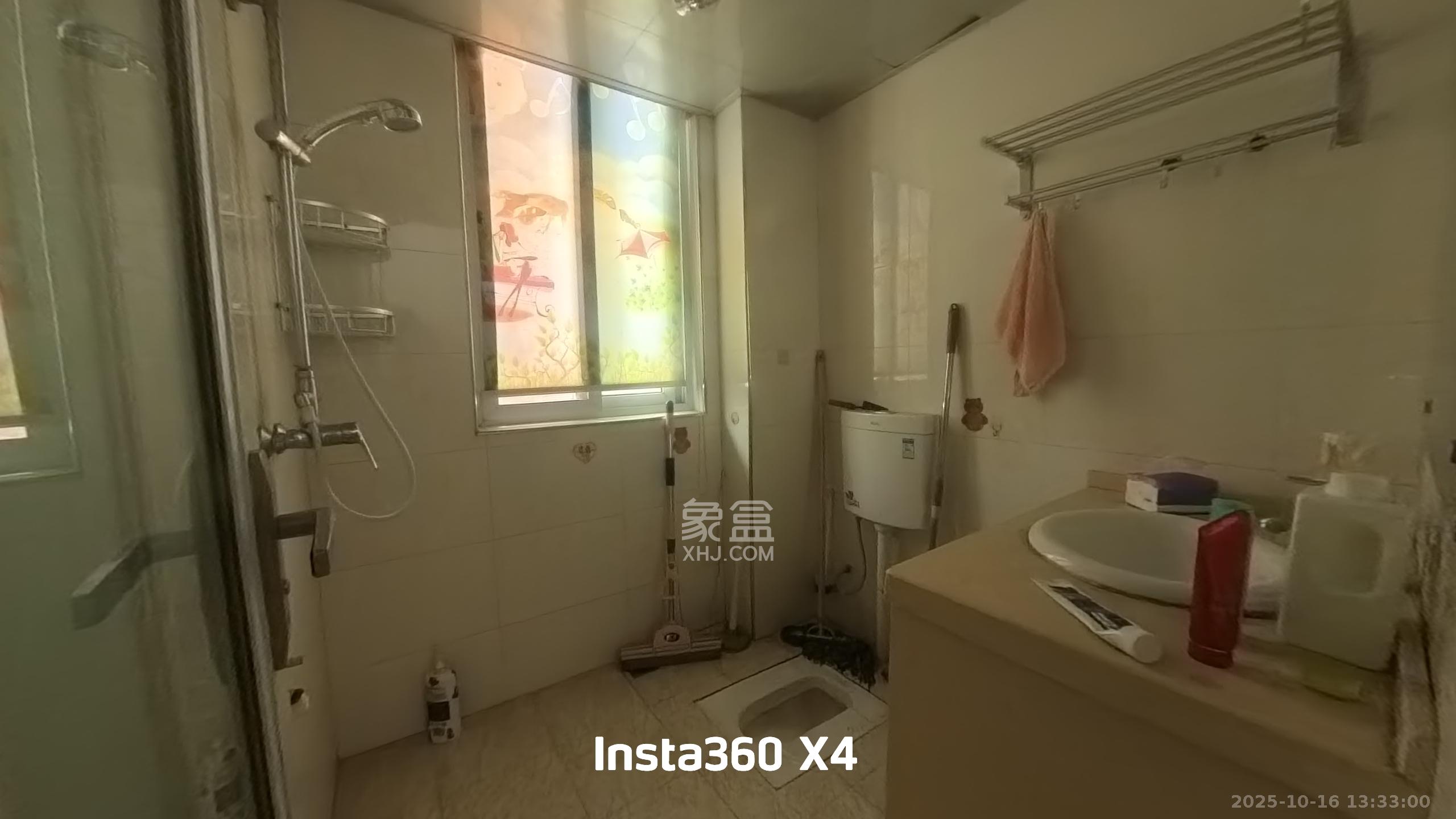 三景国际  2室2厅1卫    1300.0元/月室内图