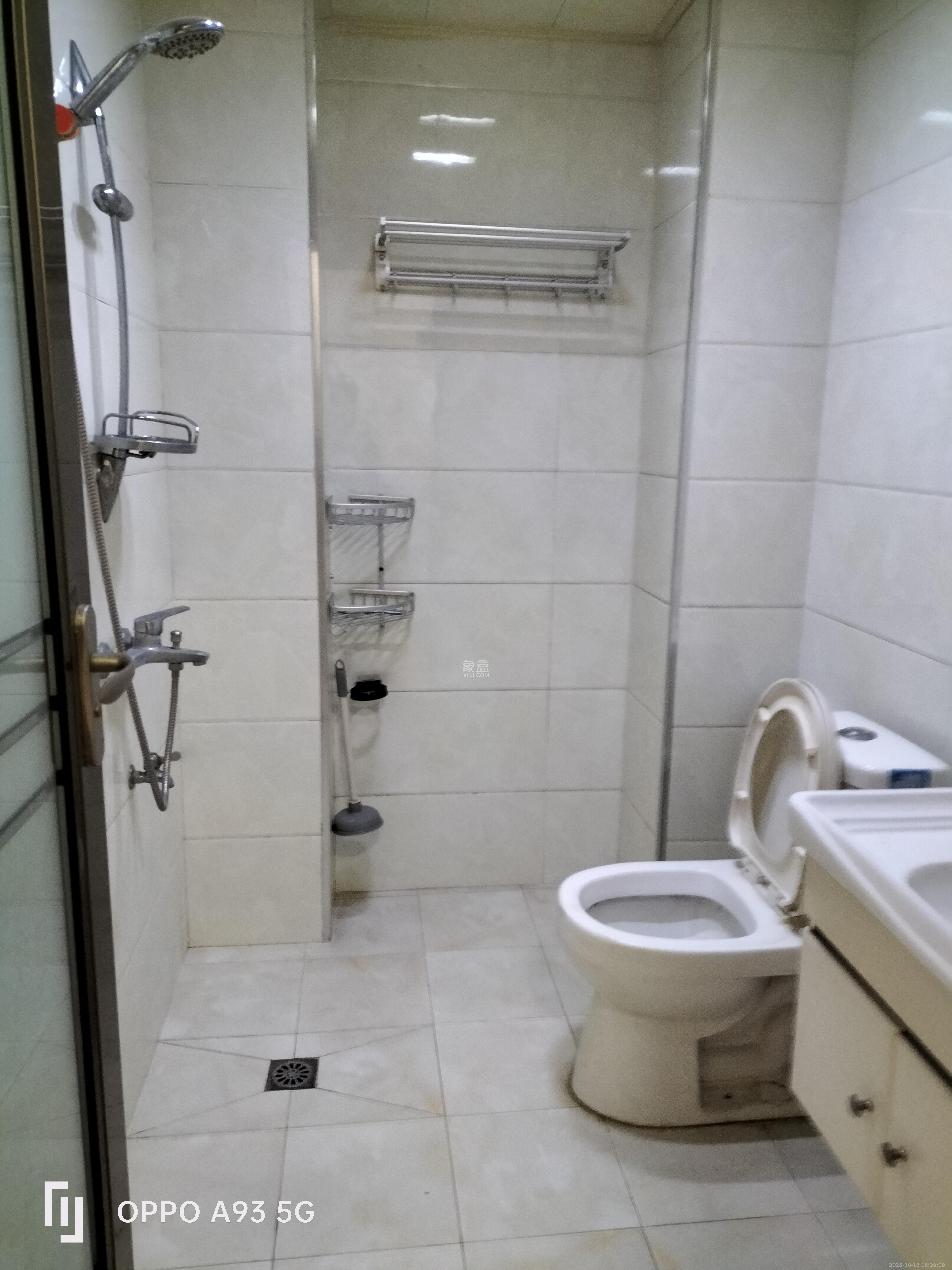 丰园城（鄱阳小区二期）  1室1厅1卫    1100.0元/月室内图