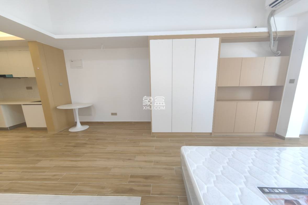 海航豪庭南苑  1室1厅1卫    2200.0元/月 海航豪庭南苑  1室1厅1卫    2200.0元/月室内图