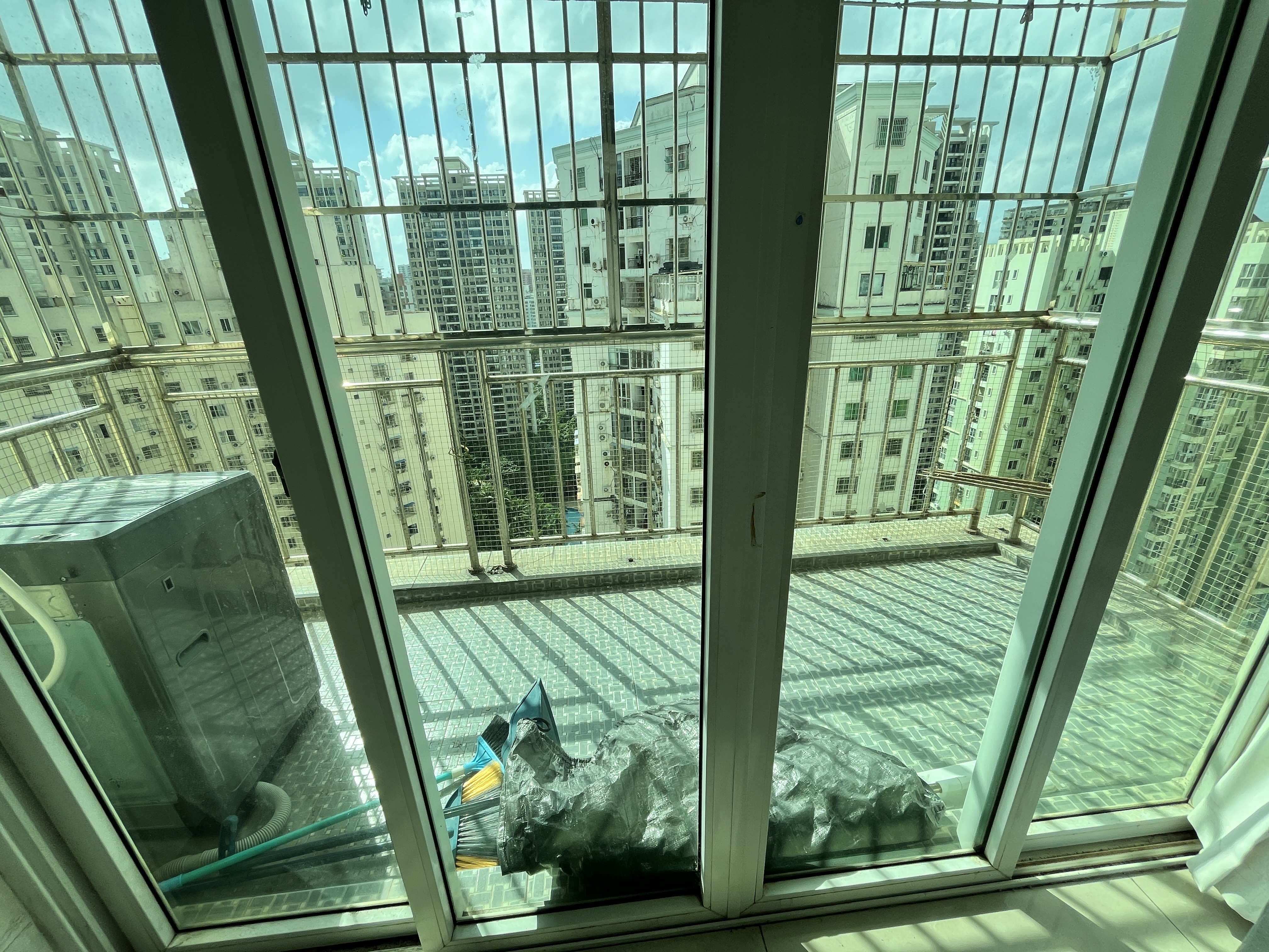 华宝雅苑  2室1厅1卫    2200.0元/月室内图