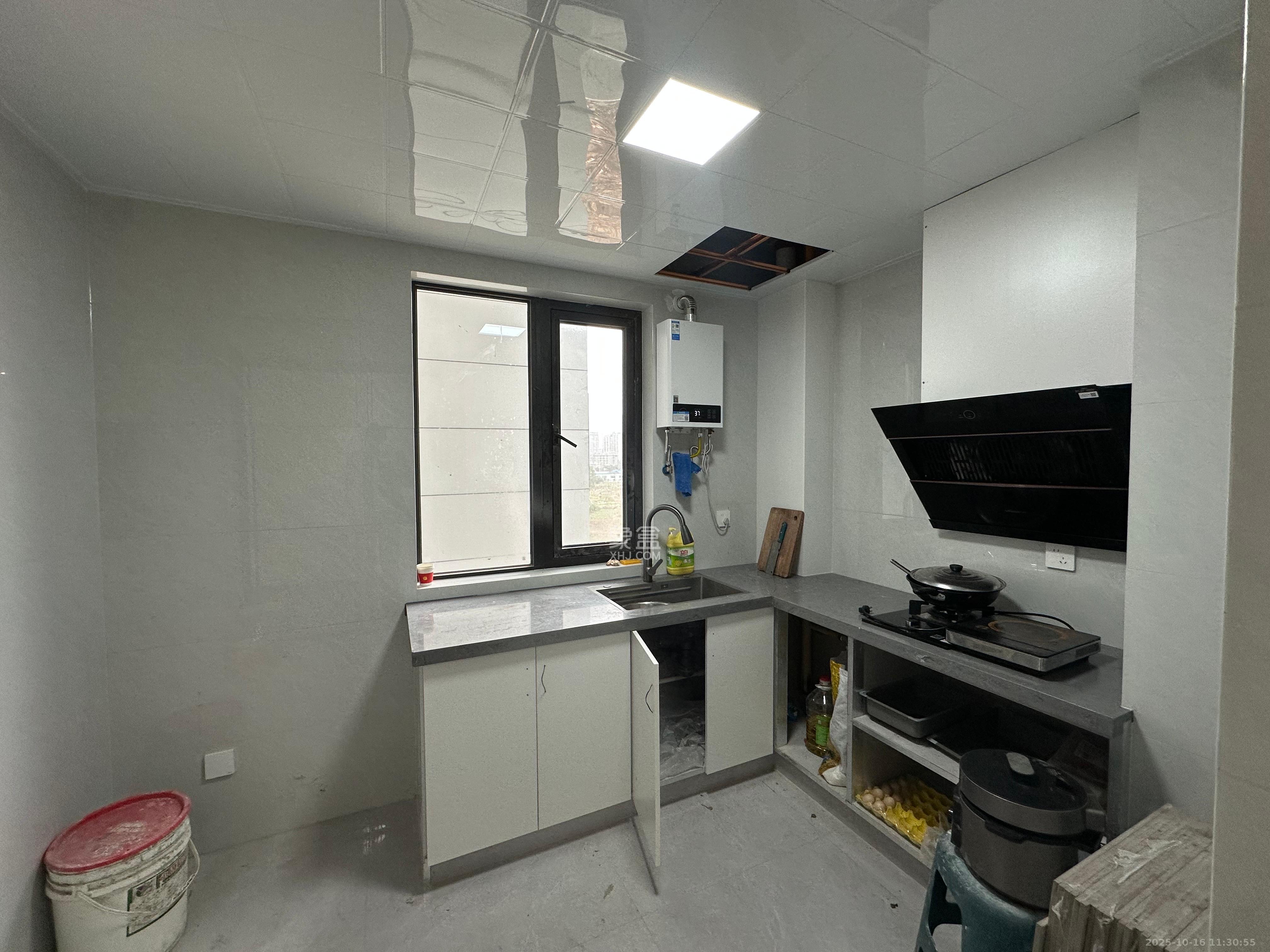 远洋红星天铂二期  3室2厅2卫    2600.0元/月室内图