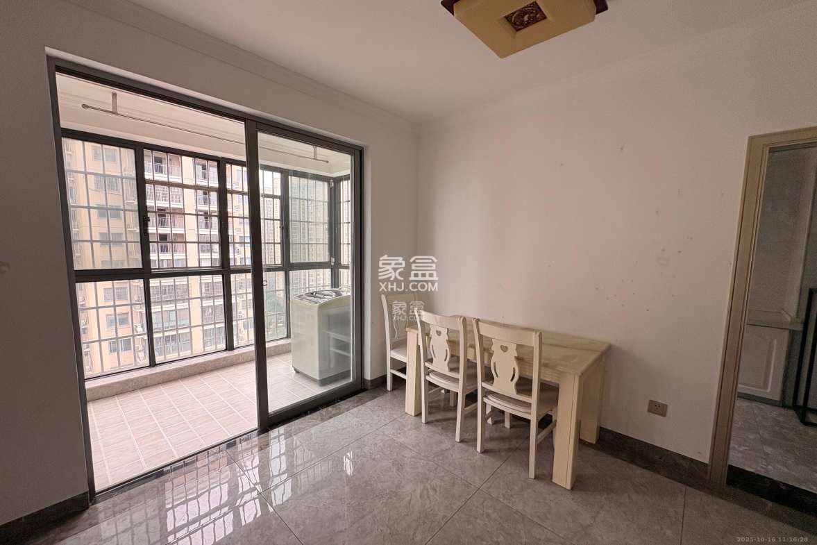 汇景豪庭 1室2厅1卫 2500.0元/月 汇景豪庭 1室2厅1卫 2500.0元/月室内图