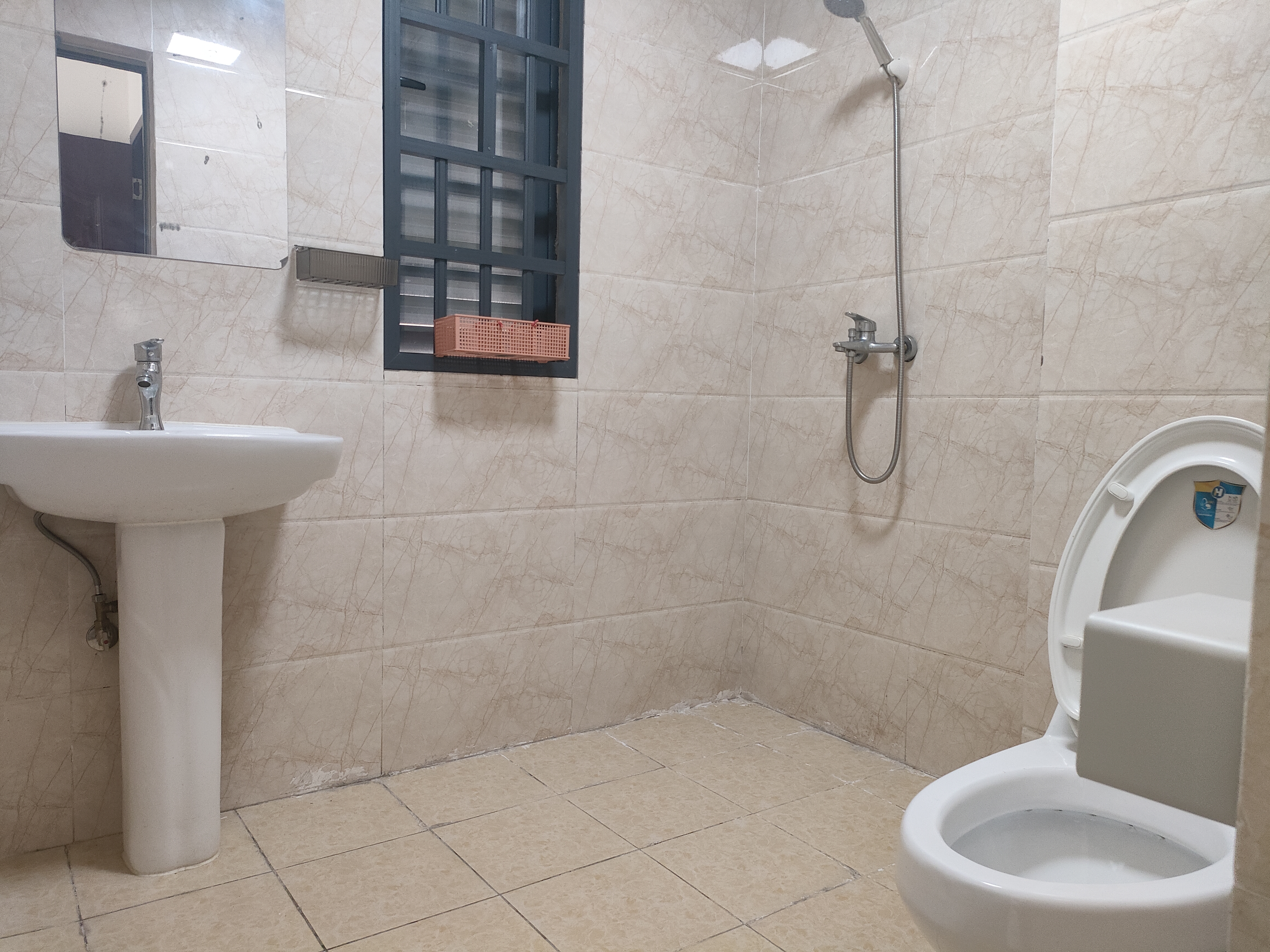 龙岐雅苑  3室2厅2卫    2700.0元/月室内图