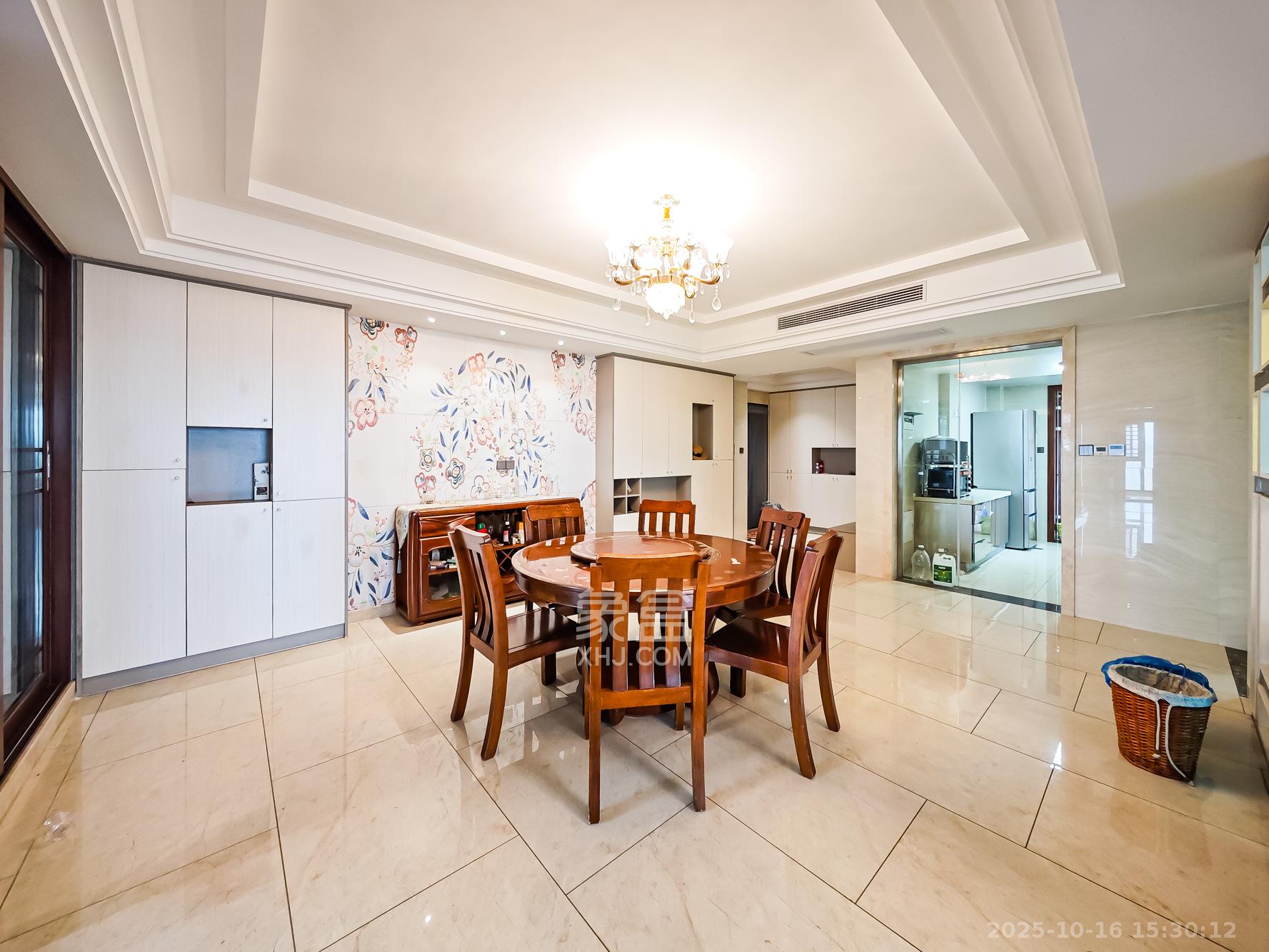 湘江壹号一二三期(创远湘江壹号) 1室0厅0卫 288.0万 湘江壹号一二三期(创远湘江壹号) 1室0厅0卫 288.0万客厅