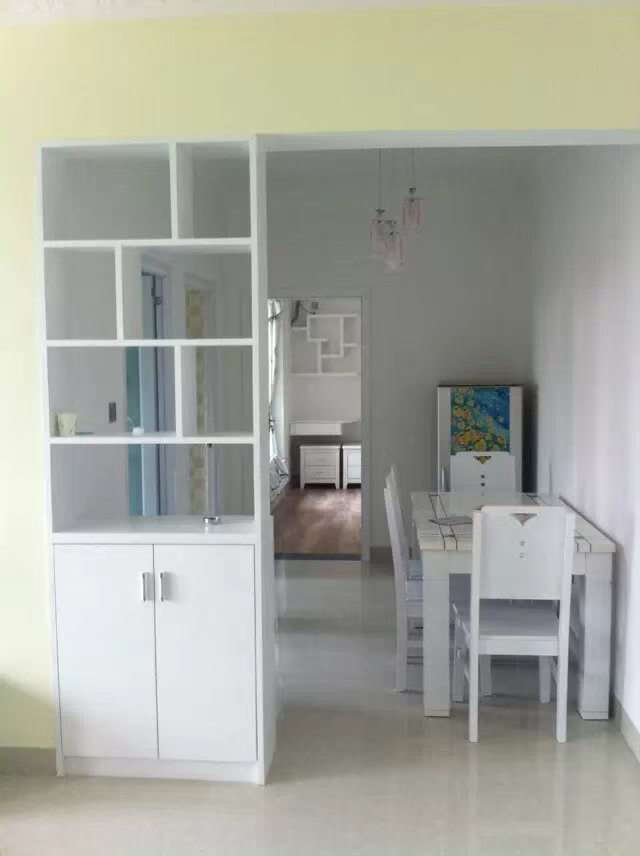 华辰汇景一、二期  2室2厅1卫    1600.0元/月室内图