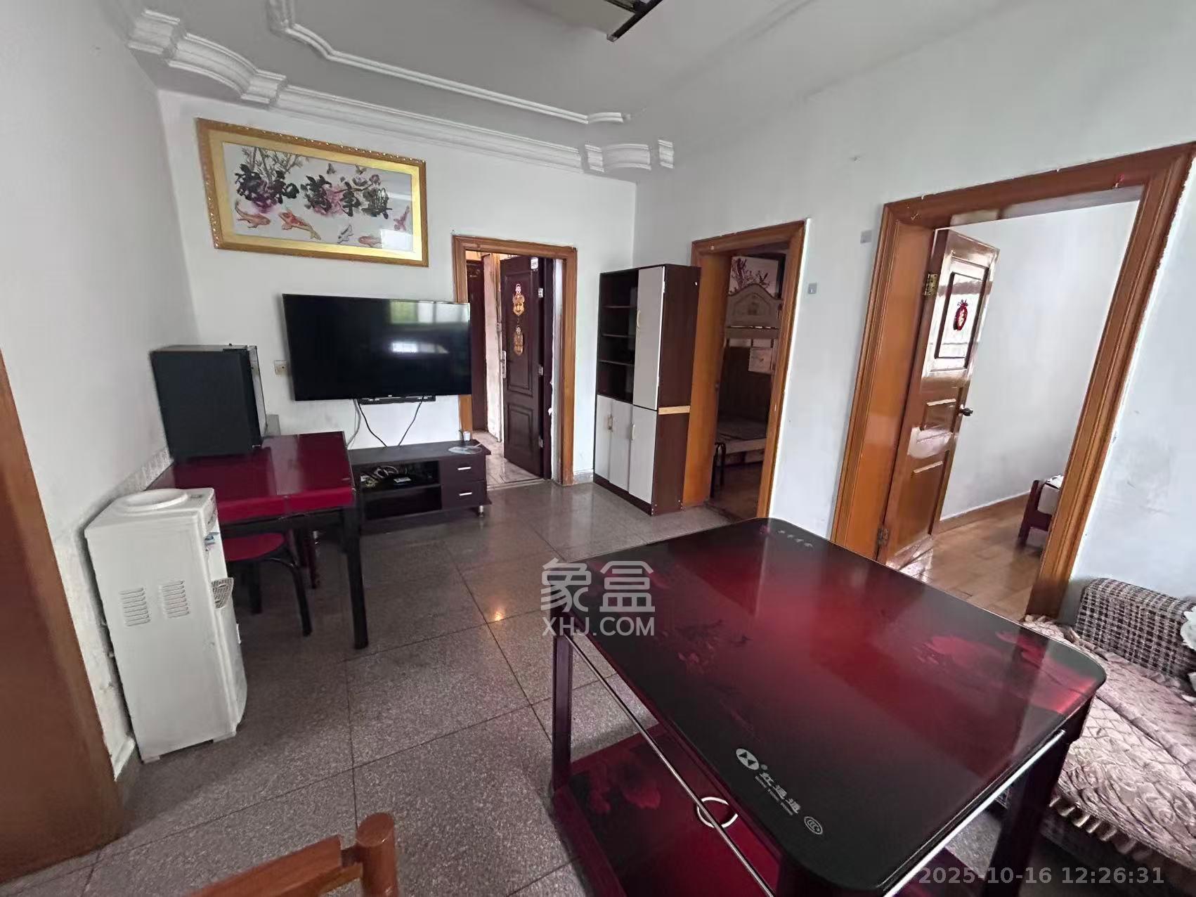 涂家冲社区(涂新小区、农商银行宿舍)  2室1厅1卫    1500.0元/月 涂家冲社区(涂新小区、农商银行宿舍)  2室1厅1卫    1500.0元/月室内图1