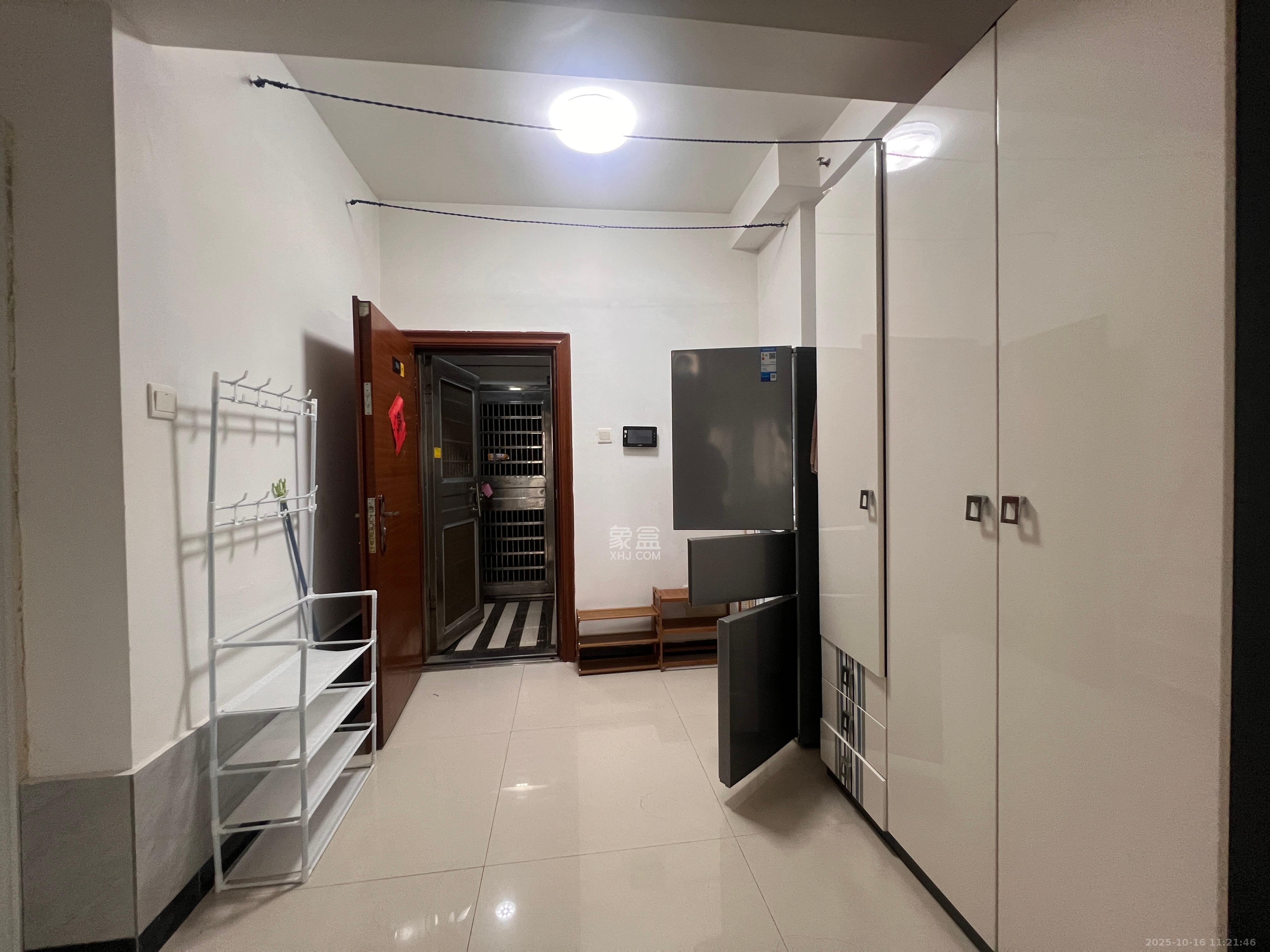 万博汇 1室1厅1卫 1600.0元/月 万博汇 1室1厅1卫 1600.0元/月室内图