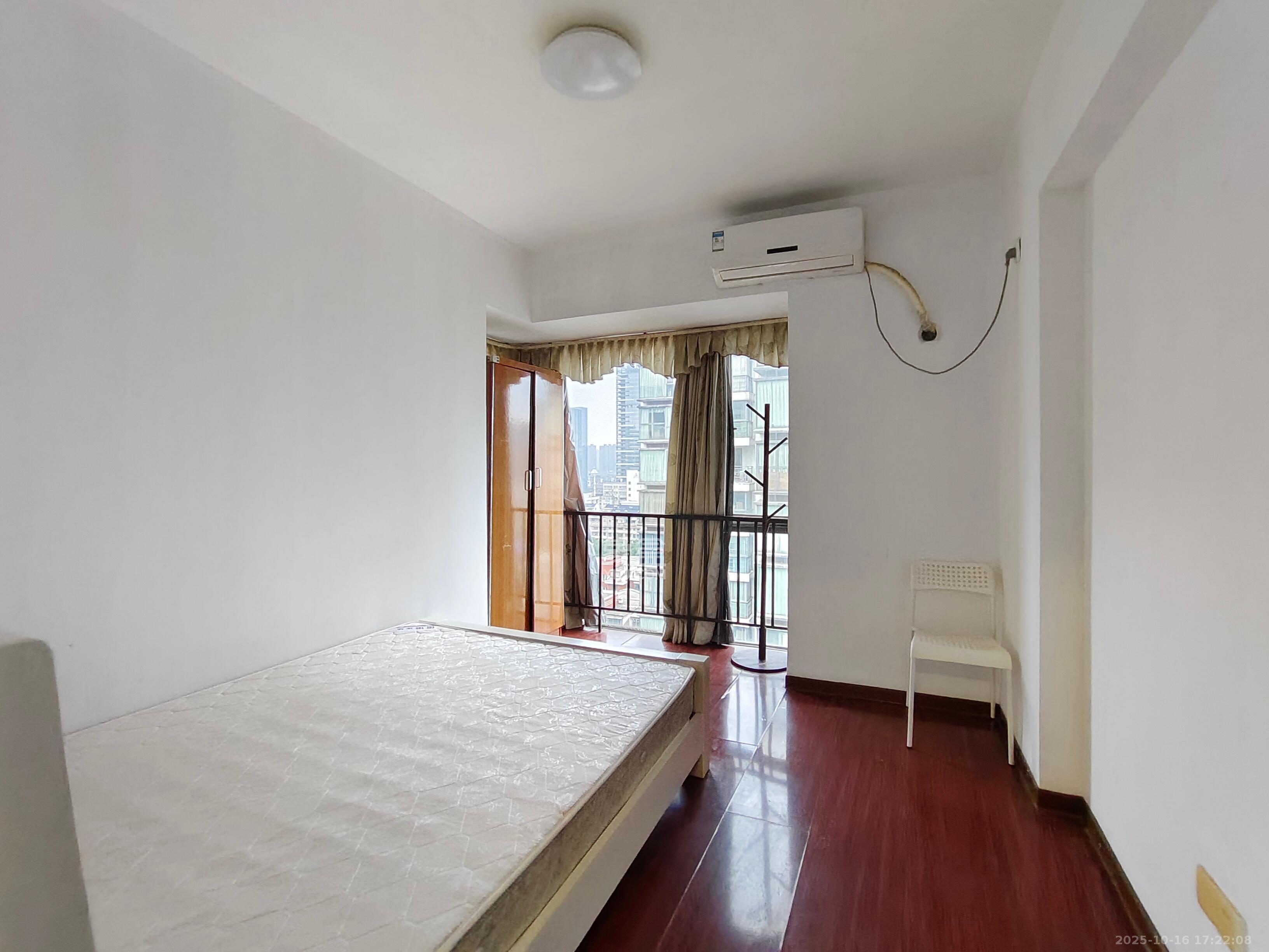 银港水晶城  2室2厅1卫    2000.0元/月室内图