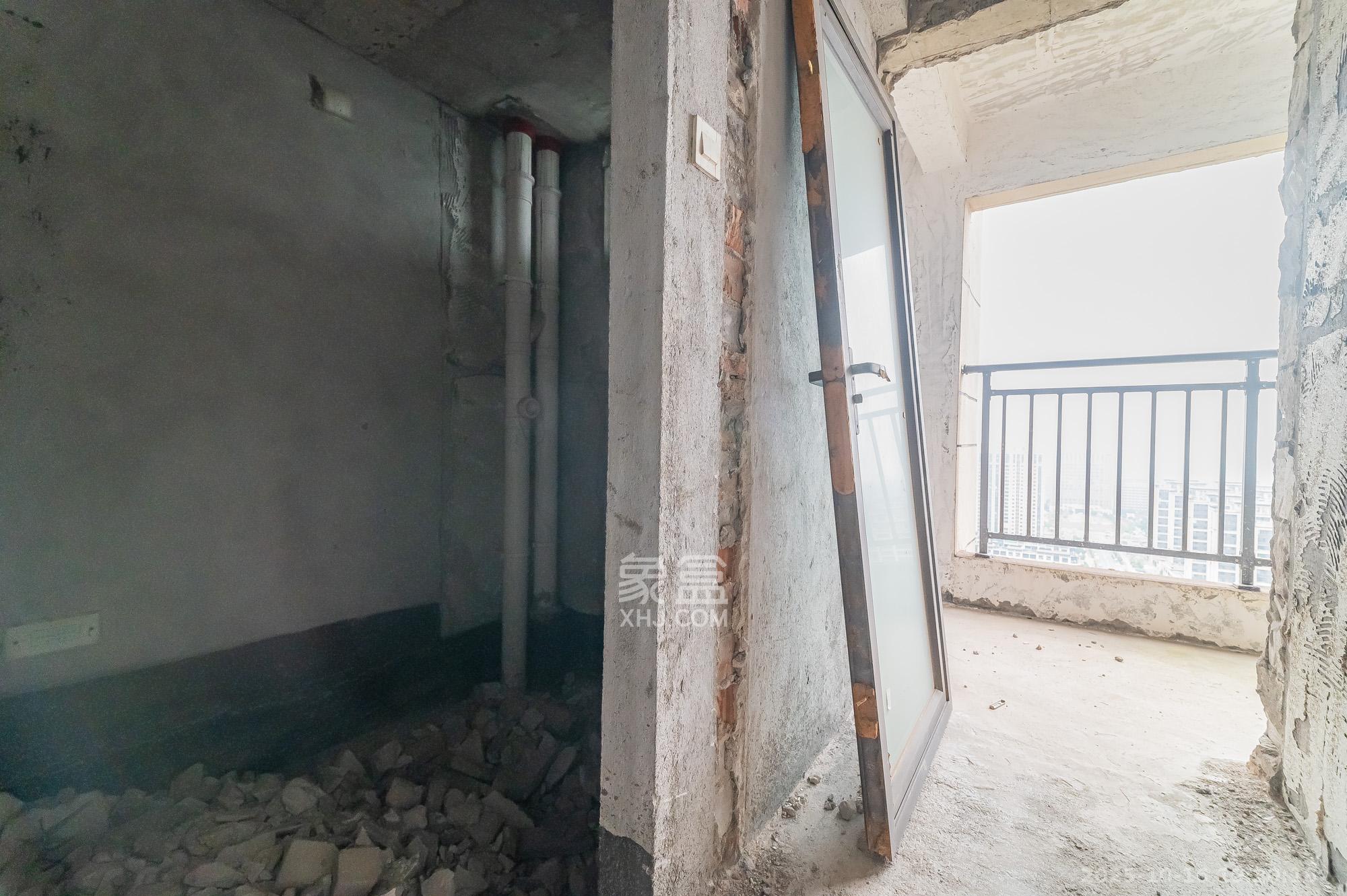 星湖湾二期高层 4室2厅2卫 99.0万 星湖湾二期高层 4室2厅2卫 99.0万其他