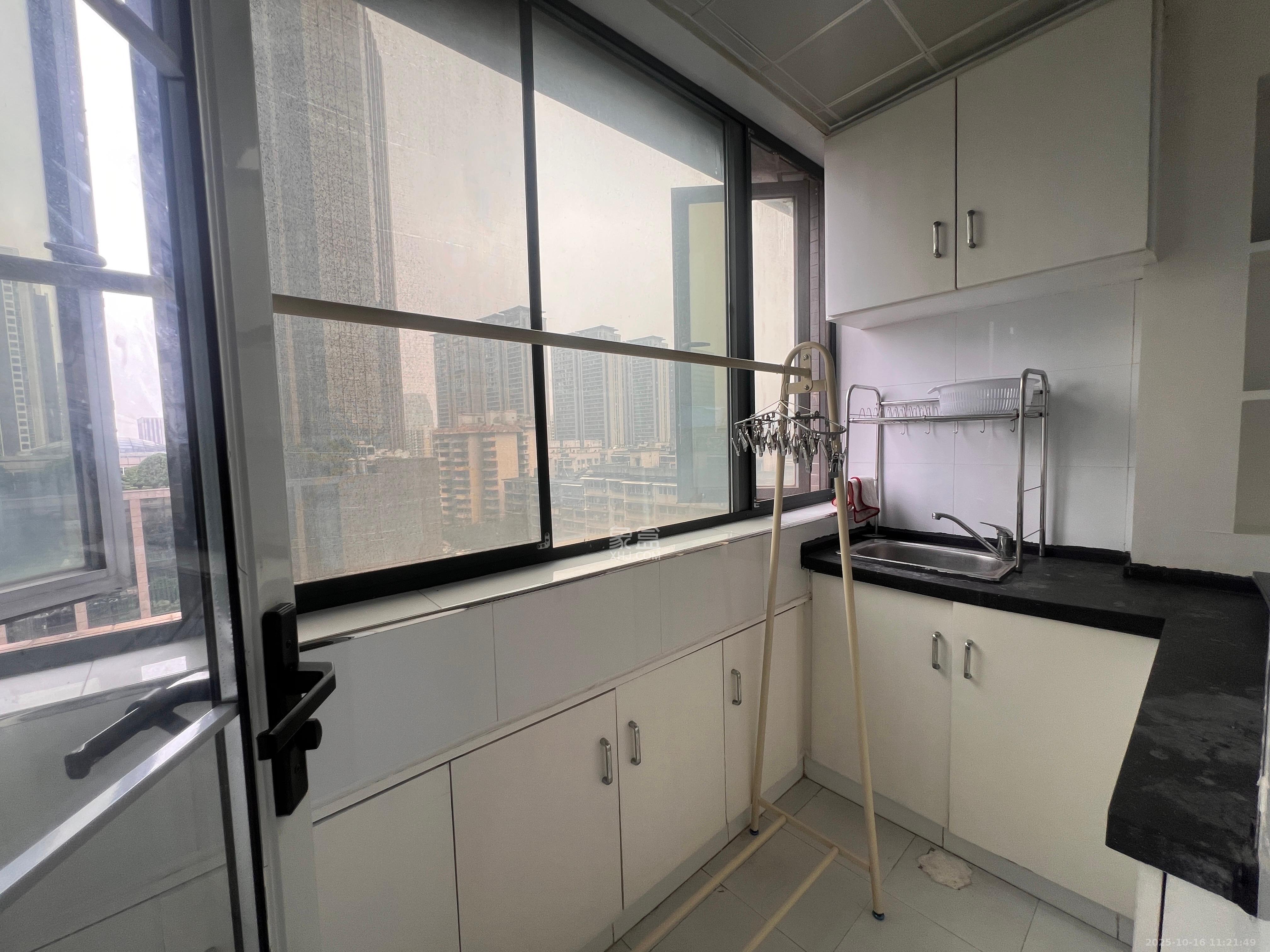 万博汇 1室1厅1卫 1600.0元/月 万博汇 1室1厅1卫 1600.0元/月室内图