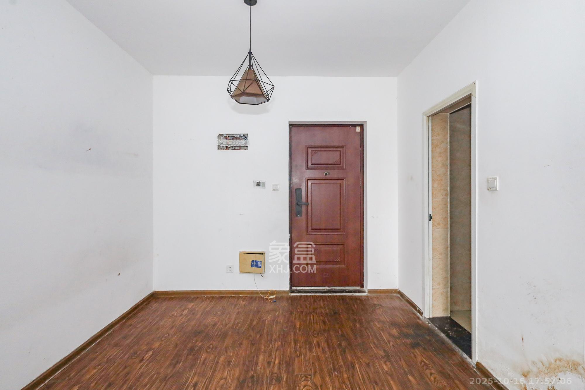 协信星澜汇  4室2厅2卫    110.0万其他