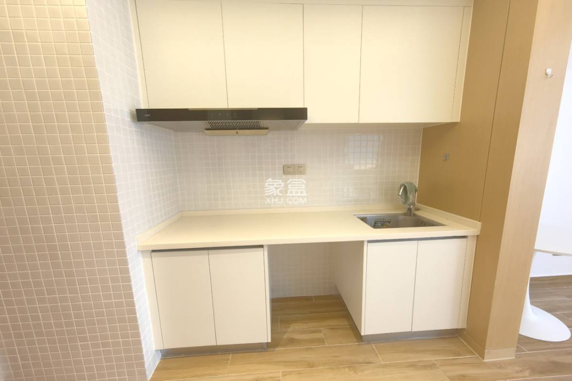 海航豪庭南苑  1室1厅1卫    2200.0元/月 海航豪庭南苑  1室1厅1卫    2200.0元/月室内图