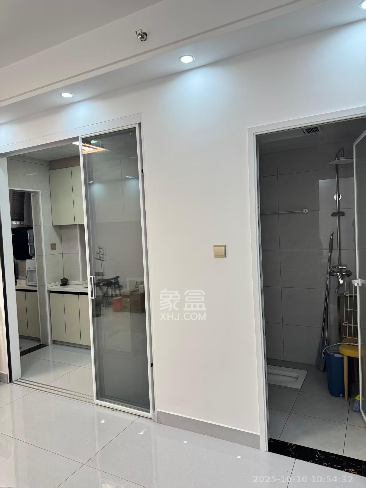 新天地步步高  1室1厅1卫    1400.0元/月 新天地步步高  1室1厅1卫    1400.0元/月室内图