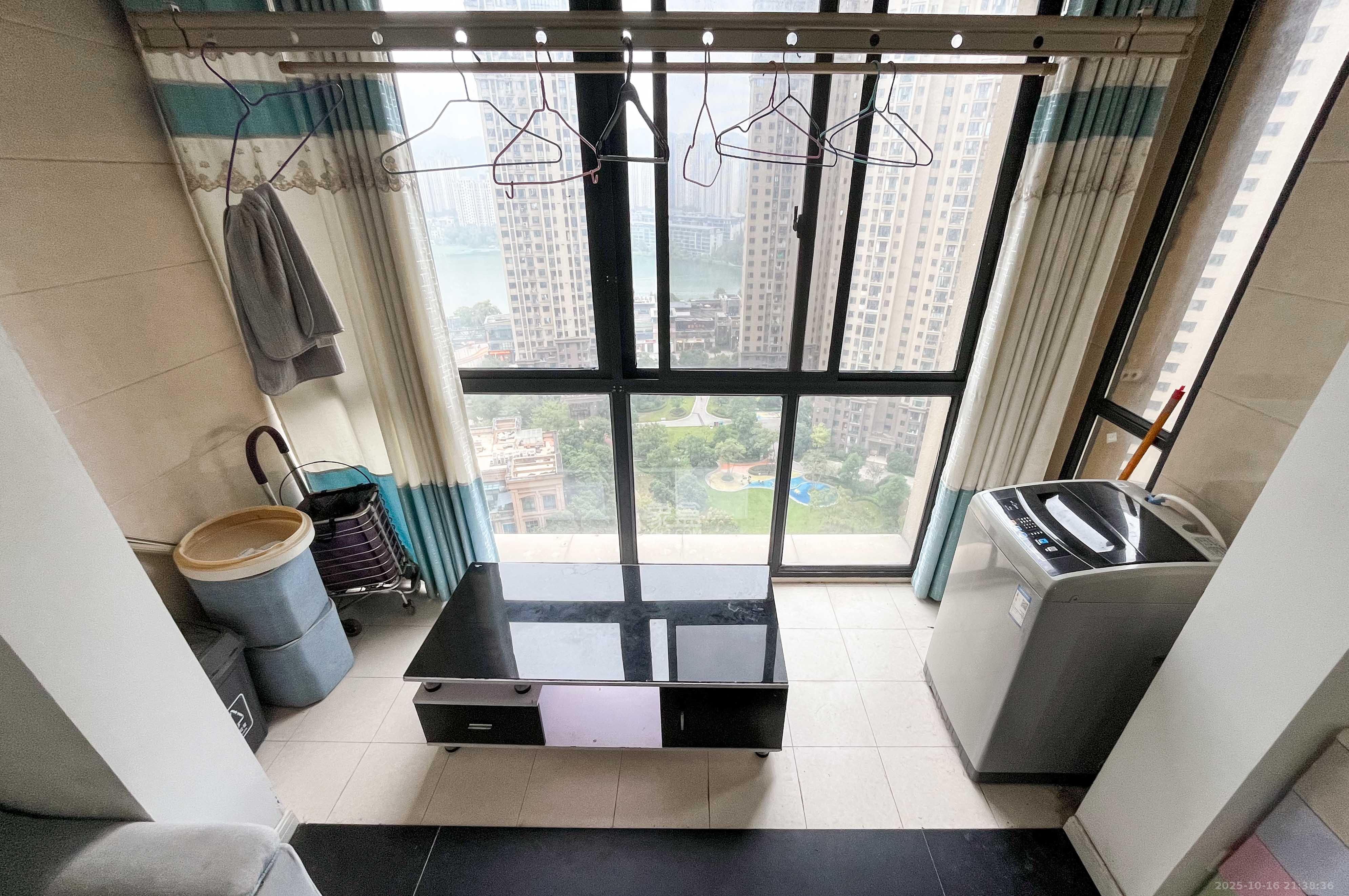 中建梅溪湖中心 3室2厅1卫 128.0万 中建梅溪湖中心 3室2厅1卫 128.0万其他