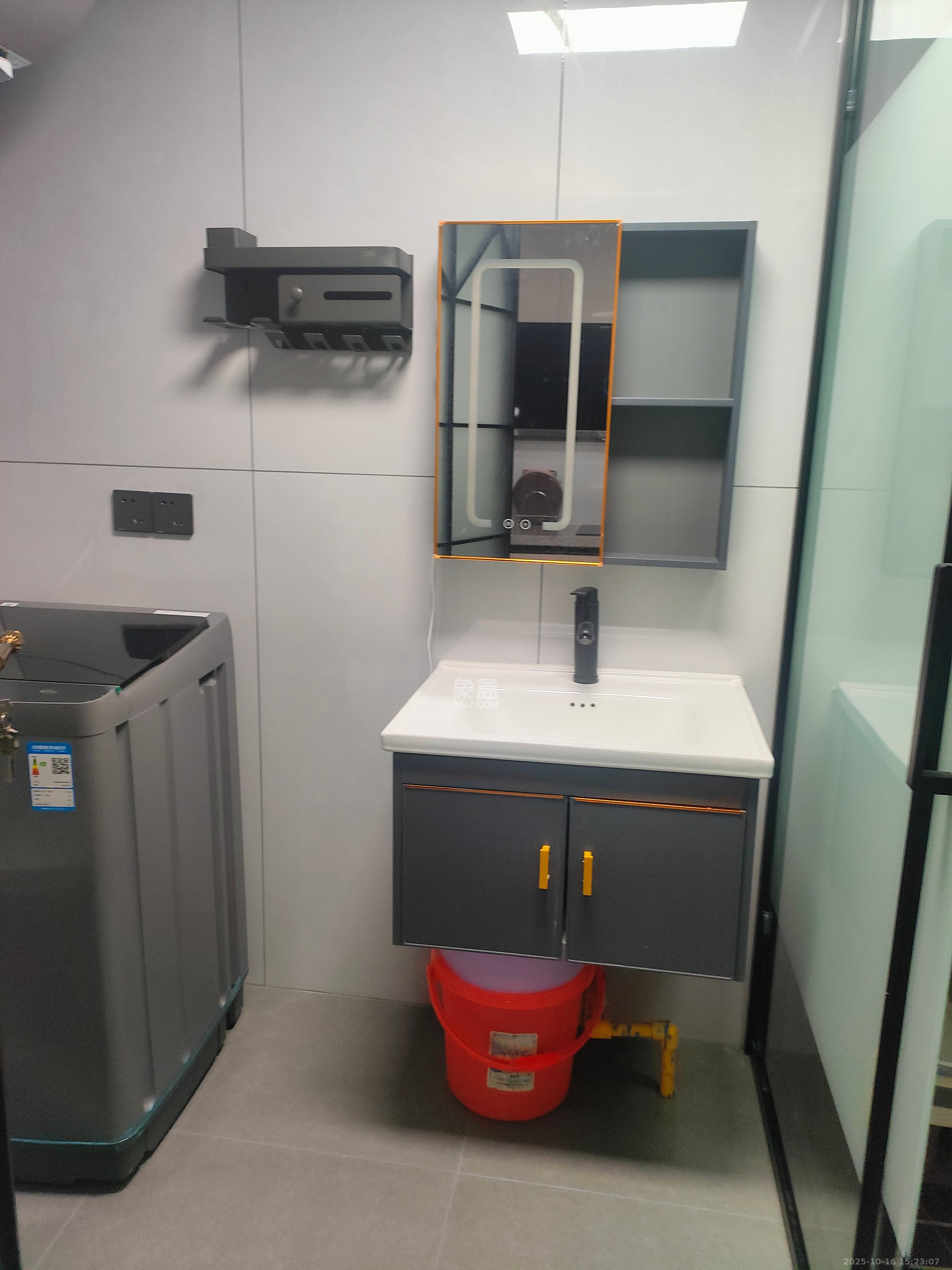 星沙算中心  1室1厅1卫    1600.0元/月 星沙算中心  1室1厅1卫    1600.0元/月室内图