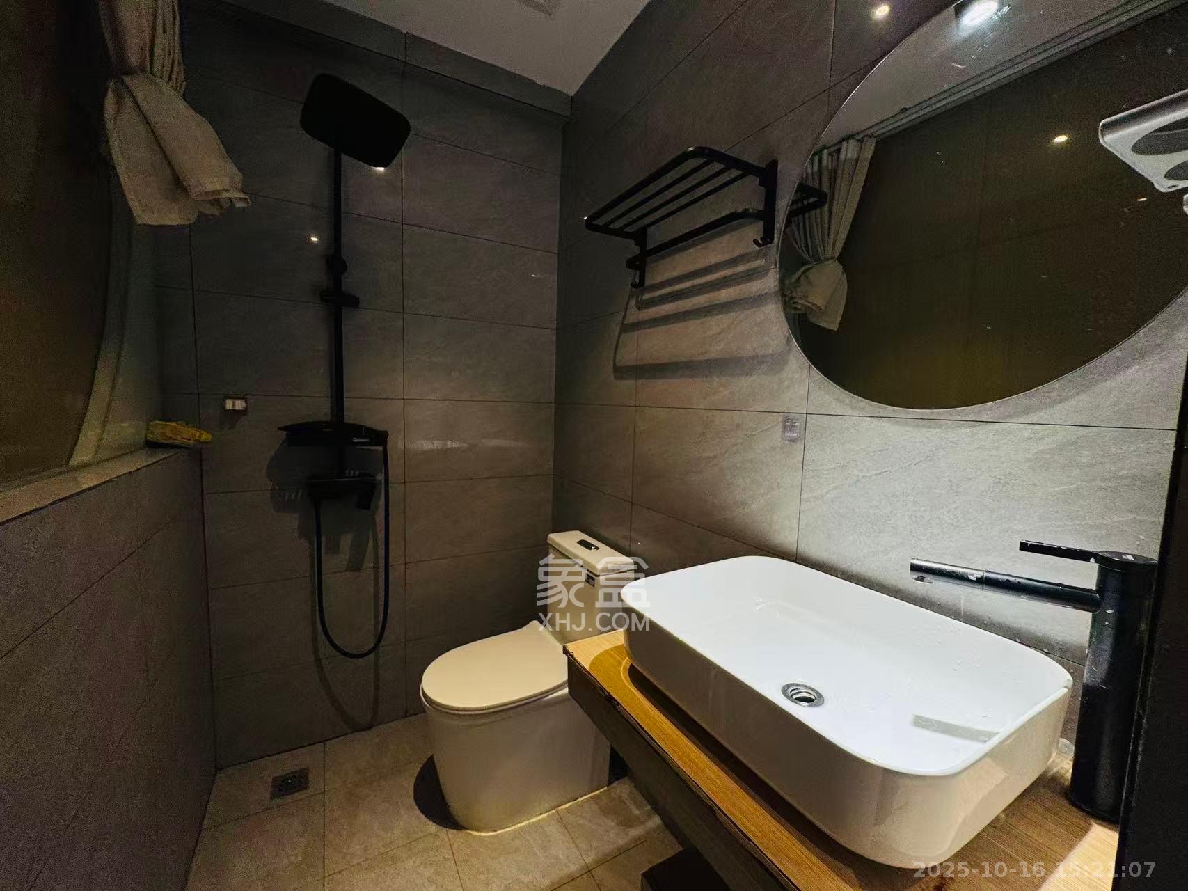 金域南外滩(望江佳园)  4室2厅2卫    5500.0元/月 金域南外滩(望江佳园)  4室2厅2卫    5500.0元/月室内图