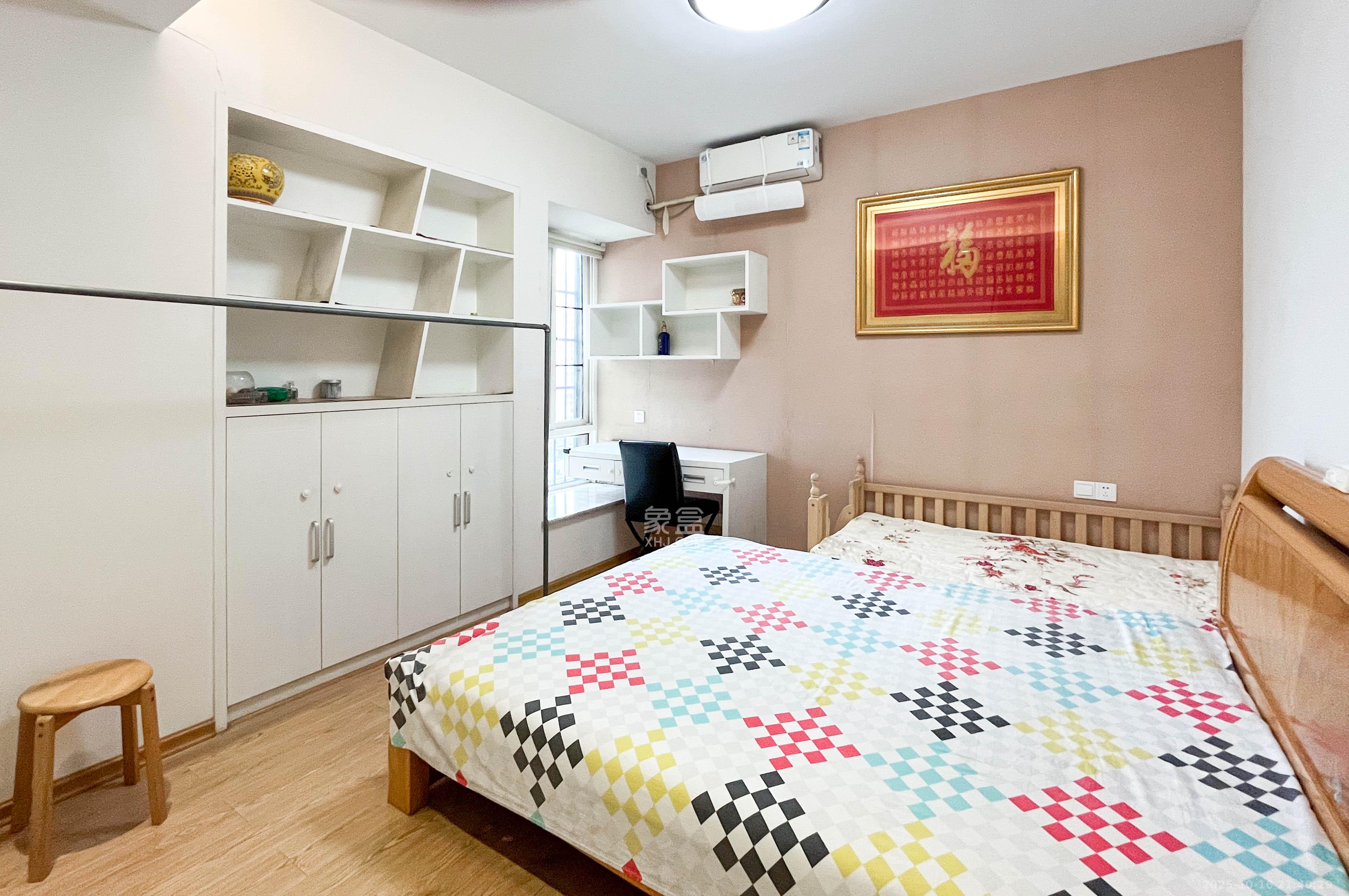 沁园春御院 3室2厅2卫 150.0万 沁园春御院 3室2厅2卫 150.0万其他