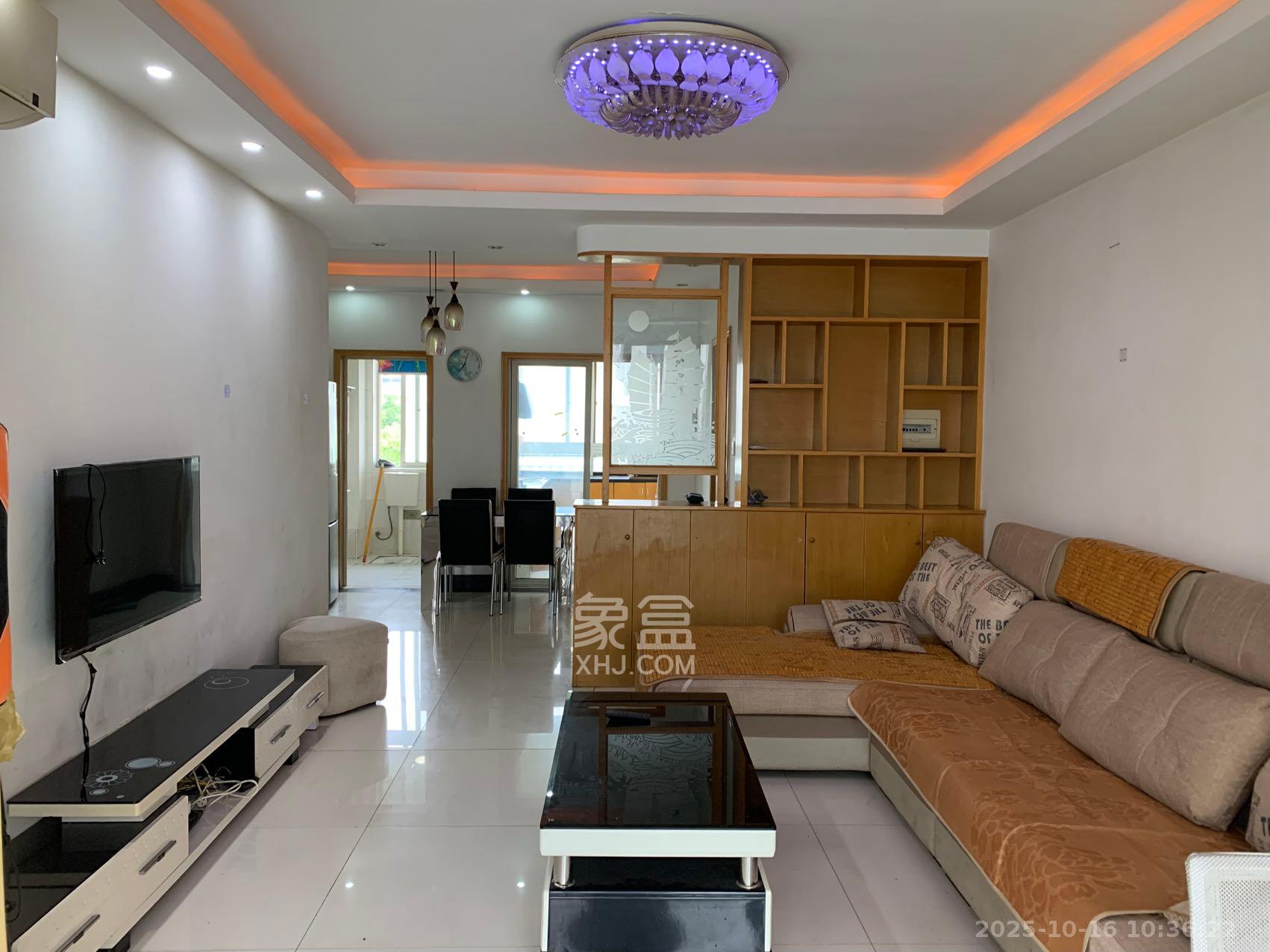 好家园  3室1厅1卫    1800.0元/月