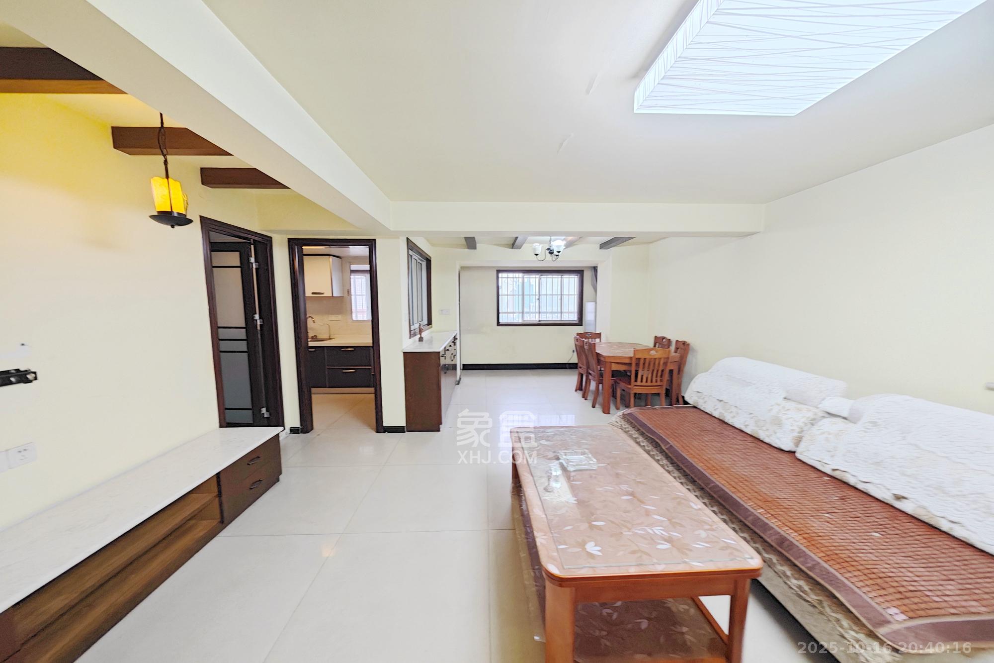 宏景名厦  3室2厅1卫    108.0万