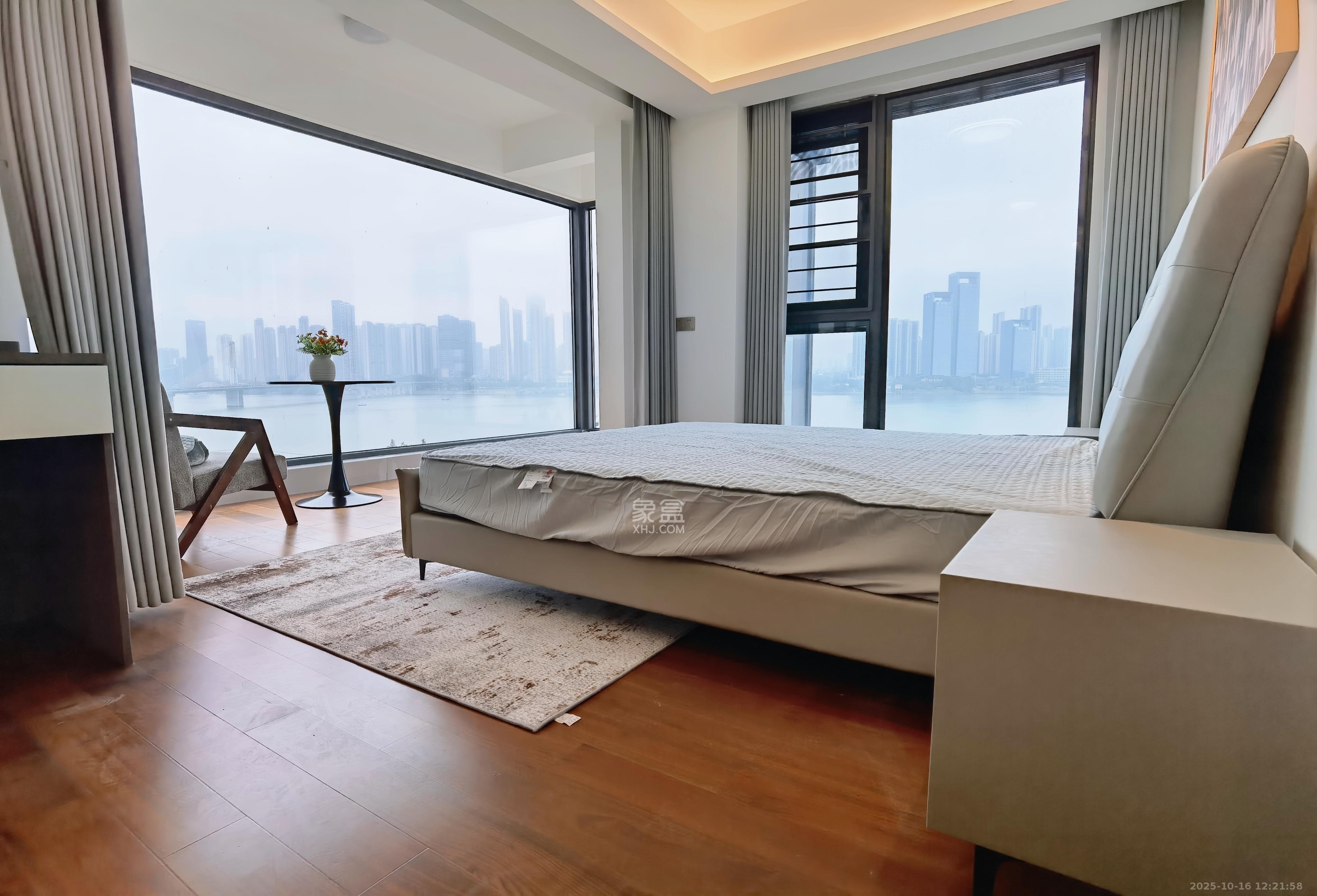 北辰瀚江府  4室2厅2卫    11800.0元/月室内图