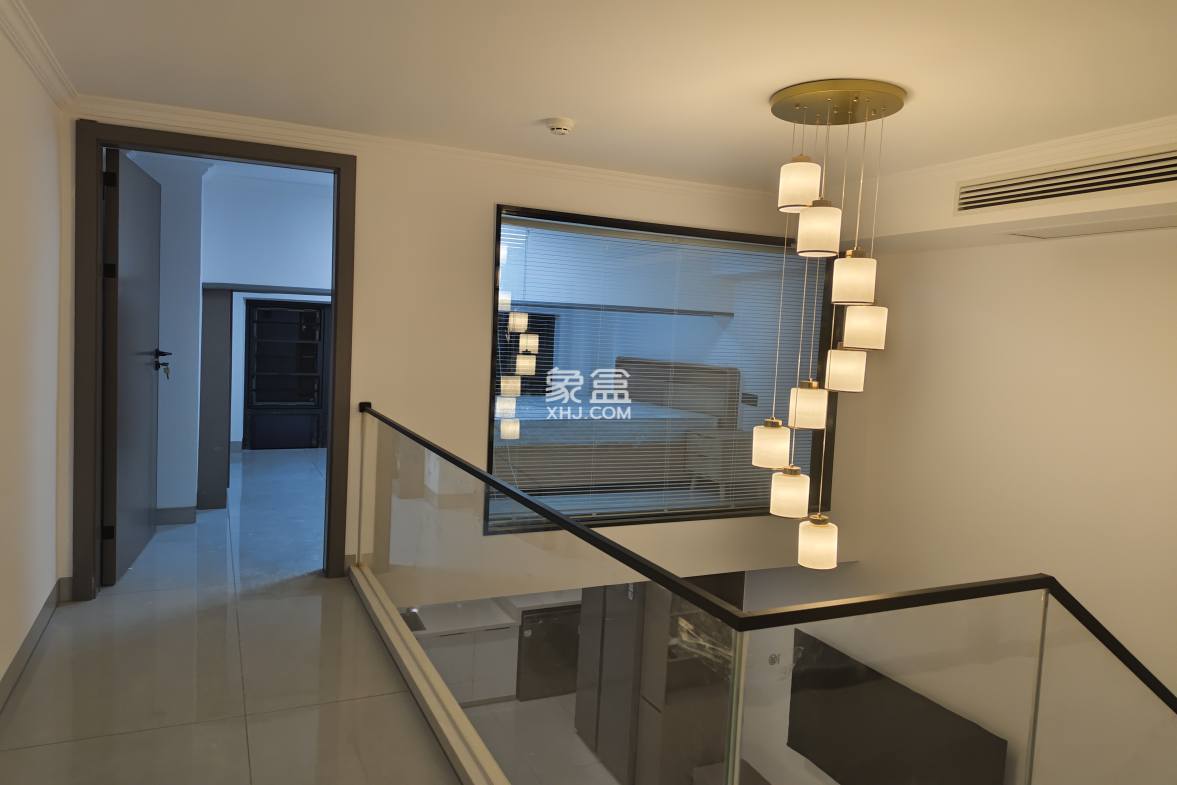 中甸.龙雲台 2室1厅1卫 1600.0元/月 中甸.龙雲台 2室1厅1卫 1600.0元/月室内图