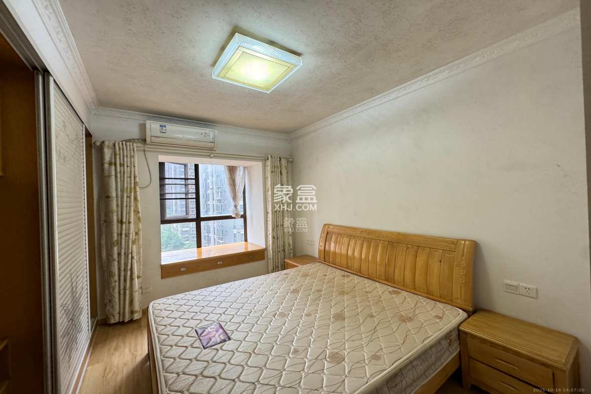 水岸世景  3室2厅1卫    1600.0元/月 水岸世景  3室2厅1卫    1600.0元/月室内图