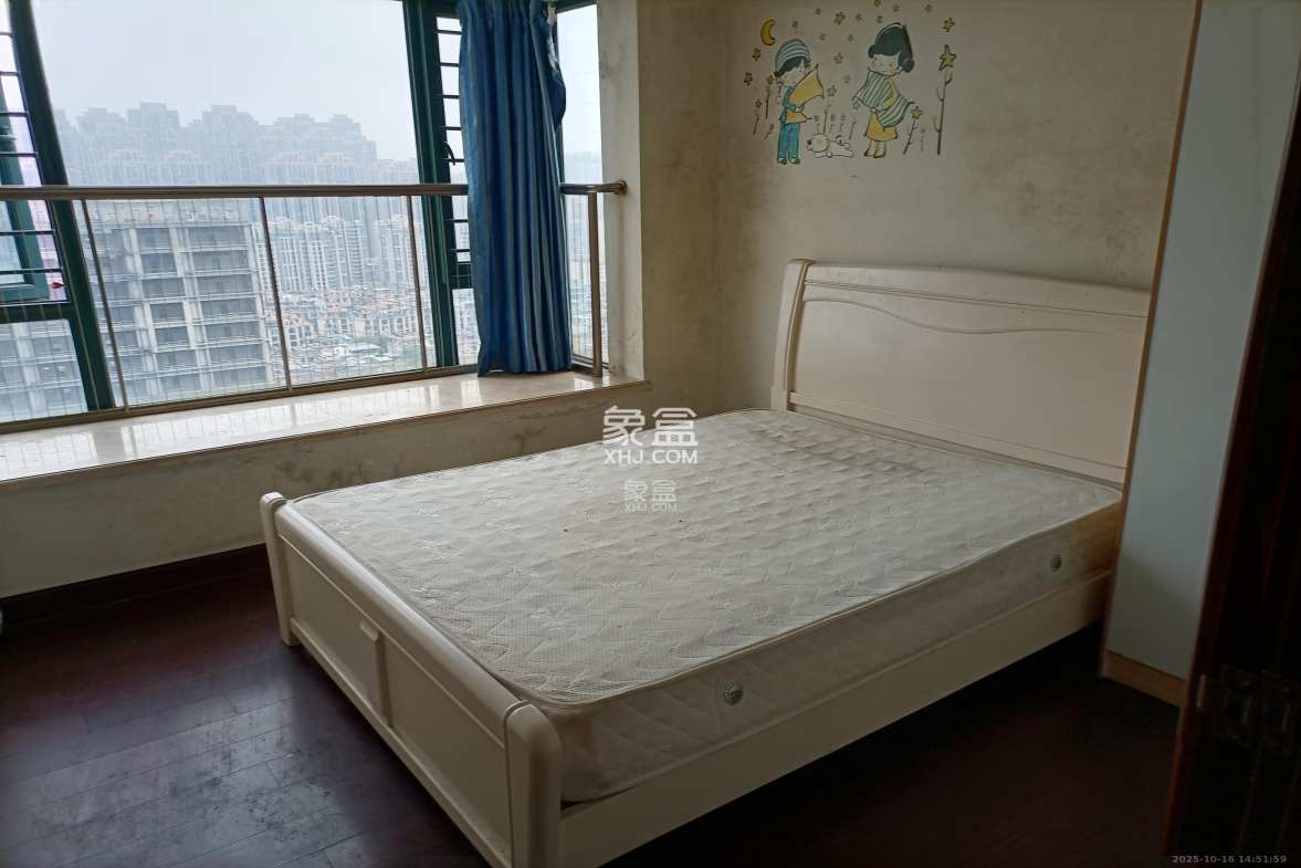 恒大绿洲 3室2厅2卫 2400.0元/月 恒大绿洲 3室2厅2卫 2400.0元/月室内图