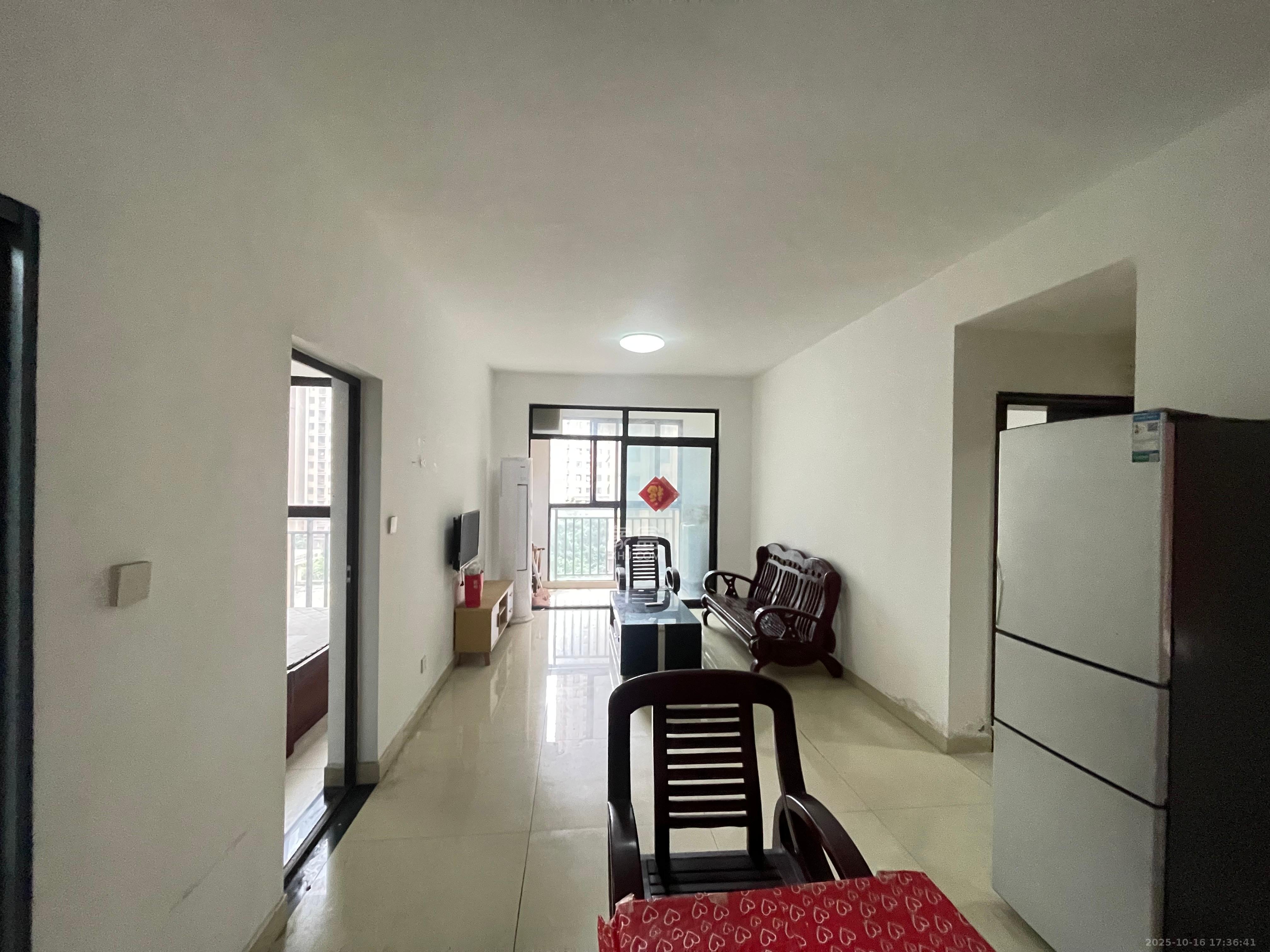 中建信和城  2室2厅1卫    1800.0元/月室内图