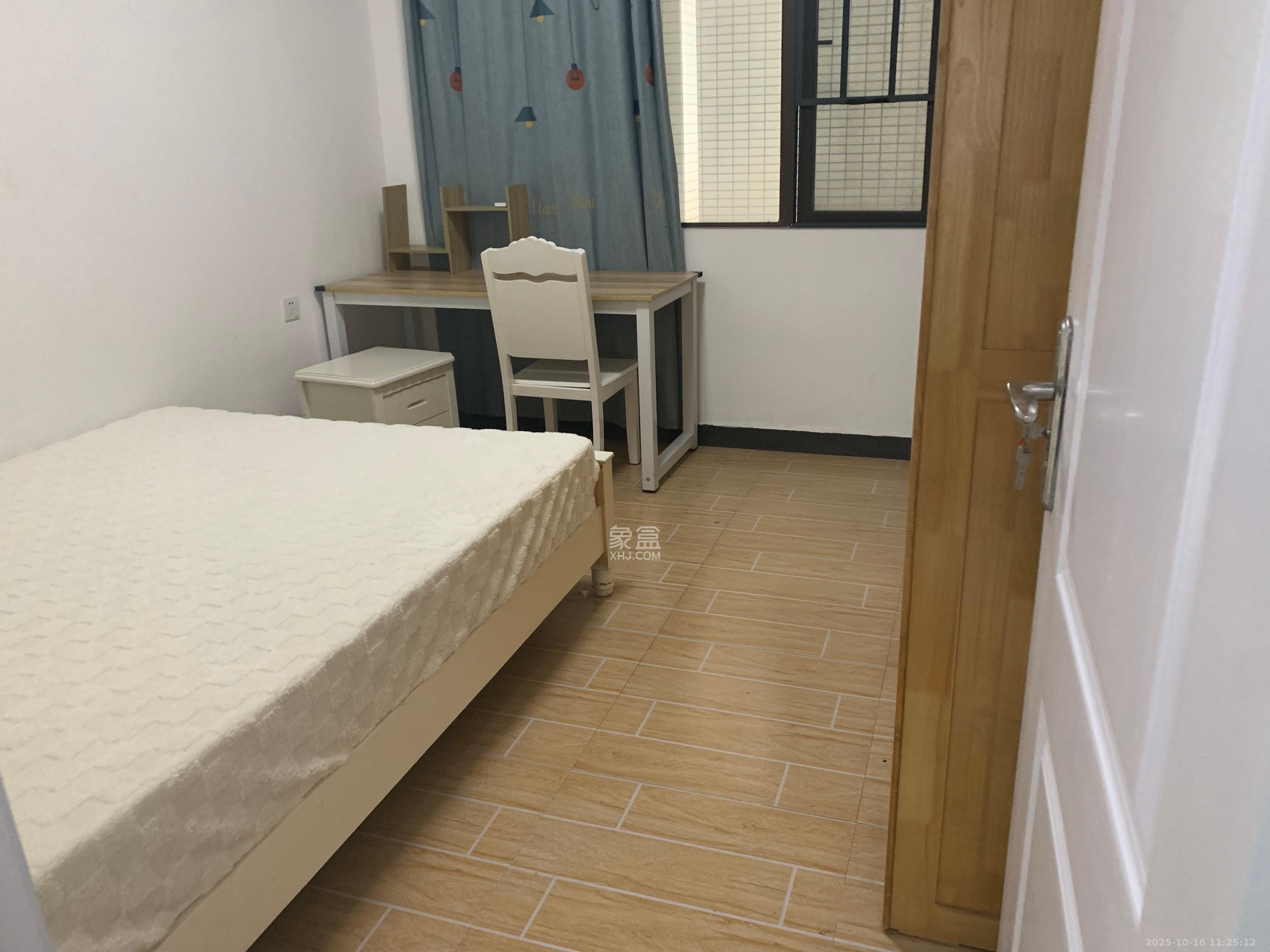 惟盛园 4室2厅2卫 3500.0元/月 惟盛园 4室2厅2卫 3500.0元/月室内图