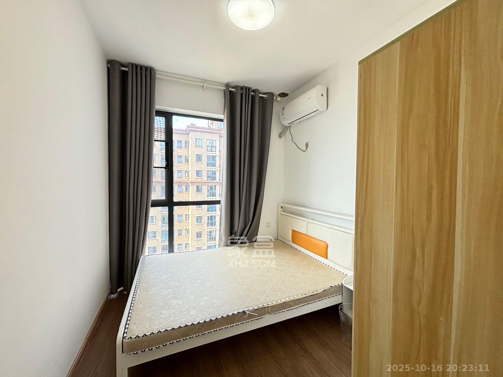 中南红领邦(红星嘉和苑) 3室2厅1卫 2400.0元/月 中南红领邦(红星嘉和苑) 3室2厅1卫 2400.0元/月室内图