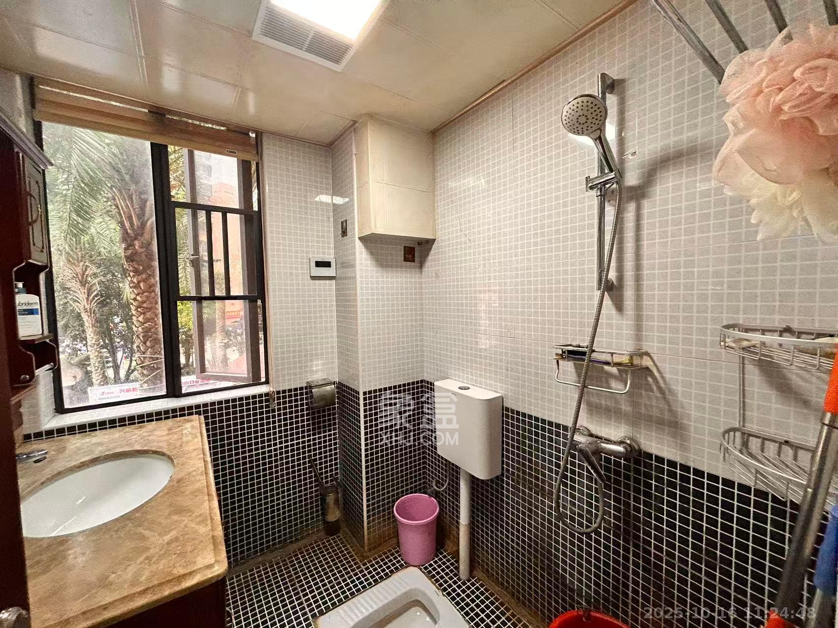 兴威帕克水岸  3室1厅1卫    2100.0元/月室内图