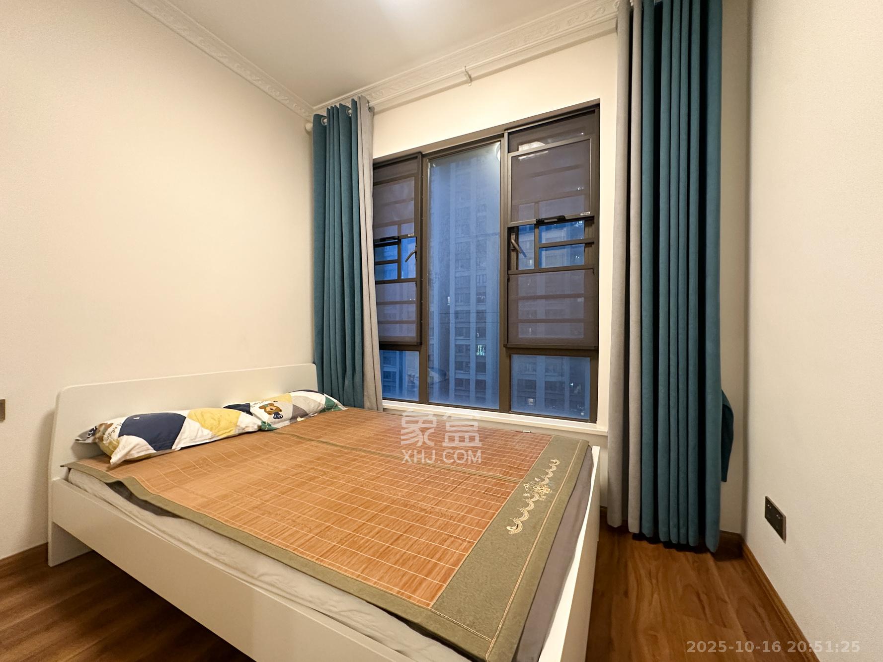 阳光城尚东湾青云苑  1室0厅0卫    110.0万卧室