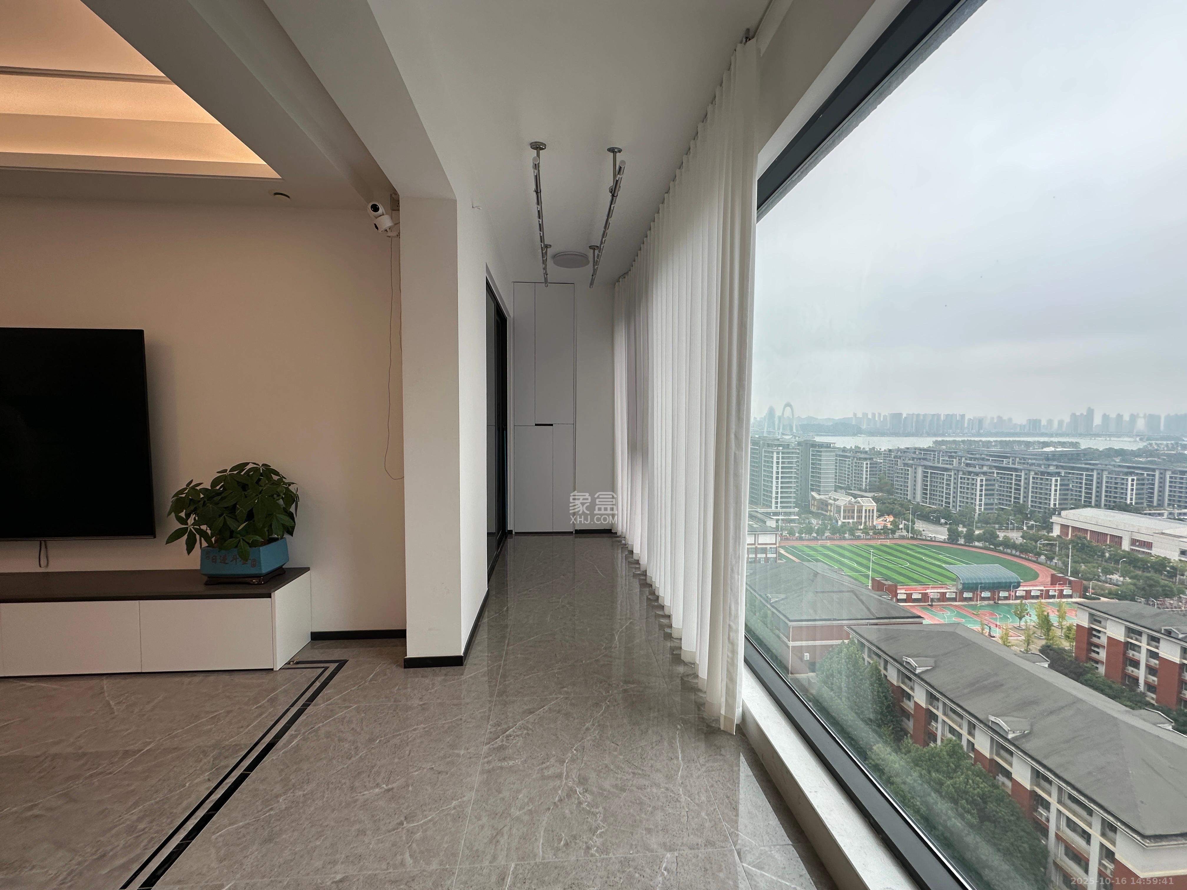 时代建发和著  4室2厅2卫    4500.0元/月室内图