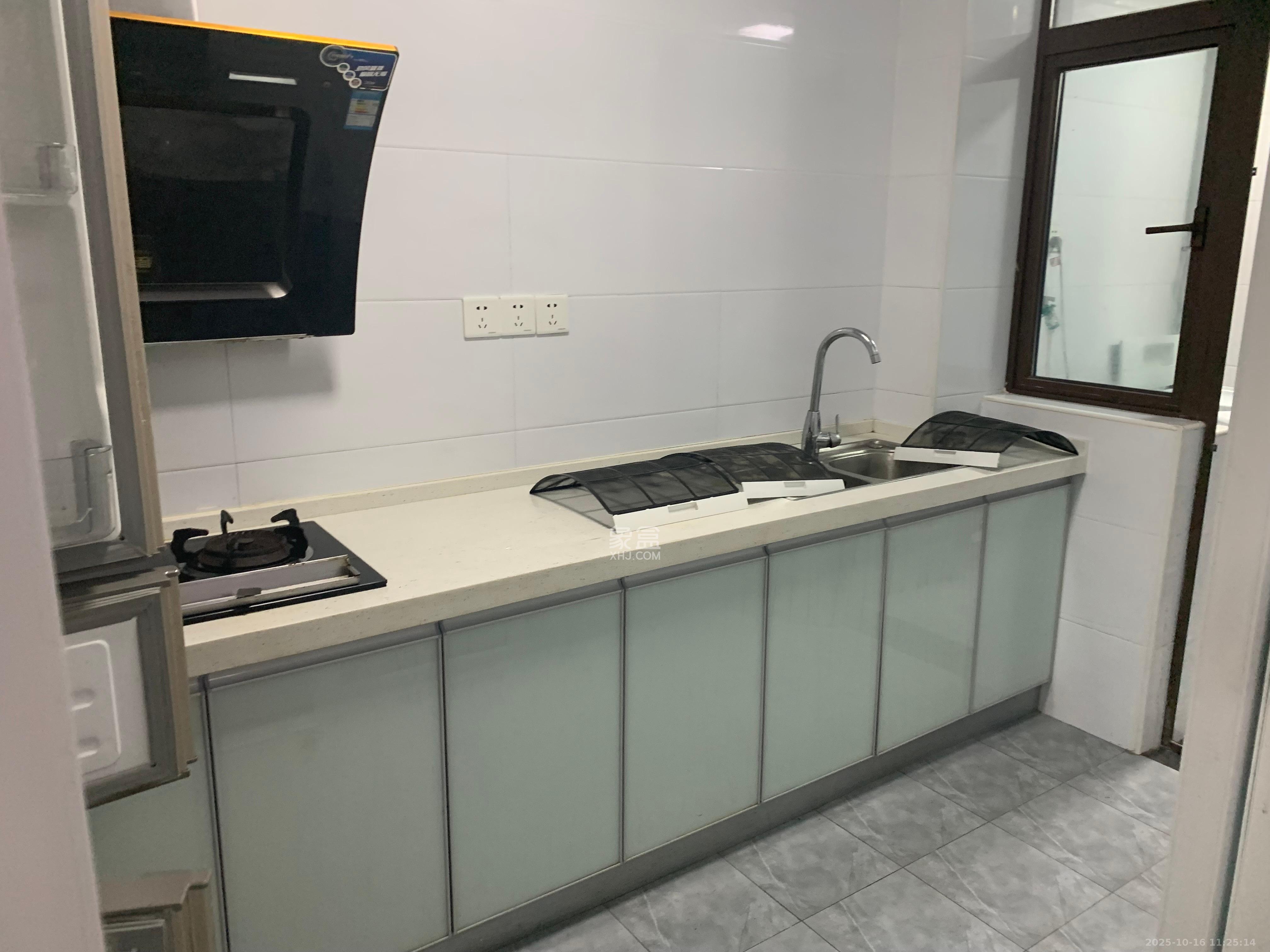 惟盛园 4室2厅2卫 3500.0元/月 惟盛园 4室2厅2卫 3500.0元/月室内图