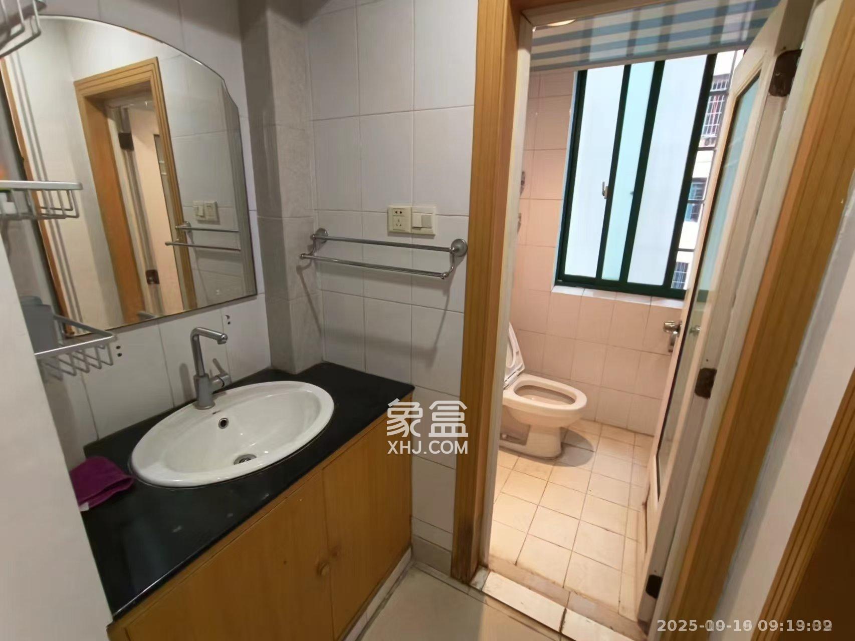 华盛家园 2室2厅1卫 2500.0元/月 华盛家园 2室2厅1卫 2500.0元/月室内图