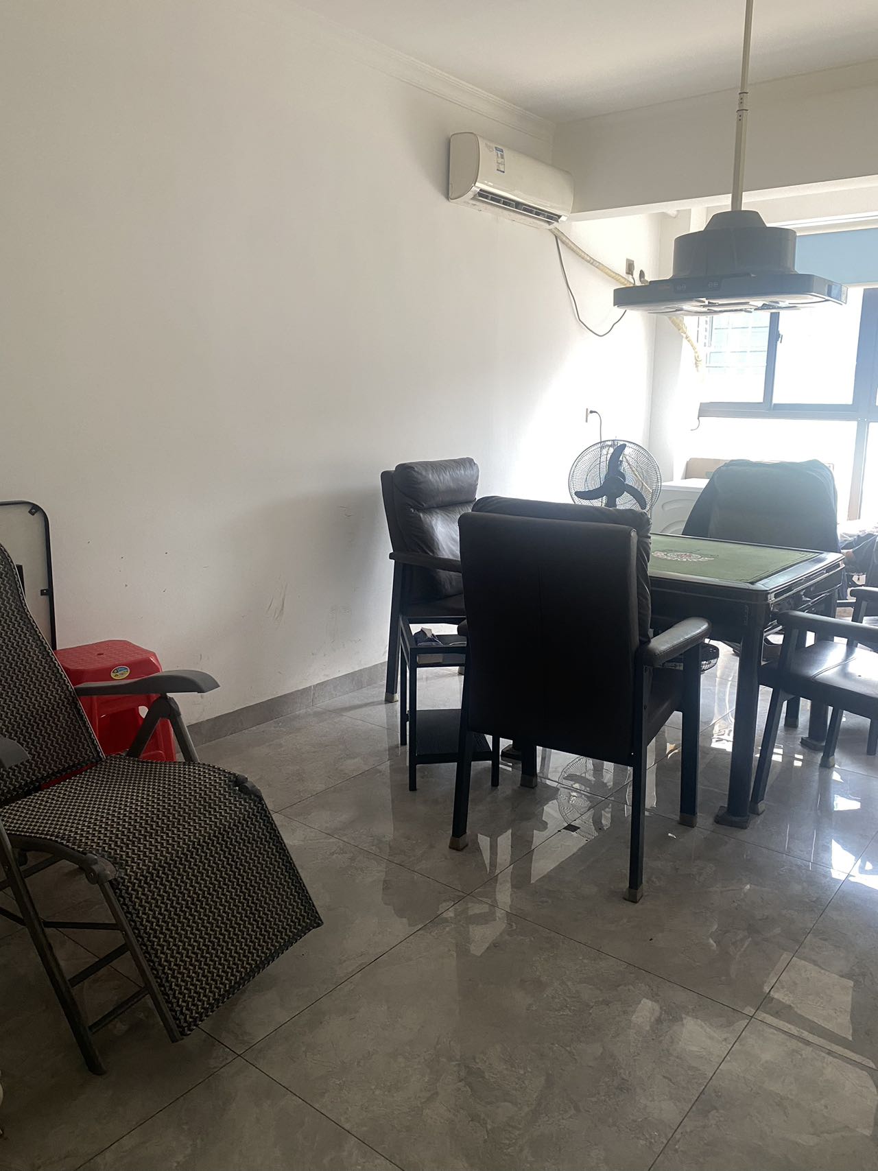 万恒白金汉宫  4室2厅2卫    2500.0元/月室内图