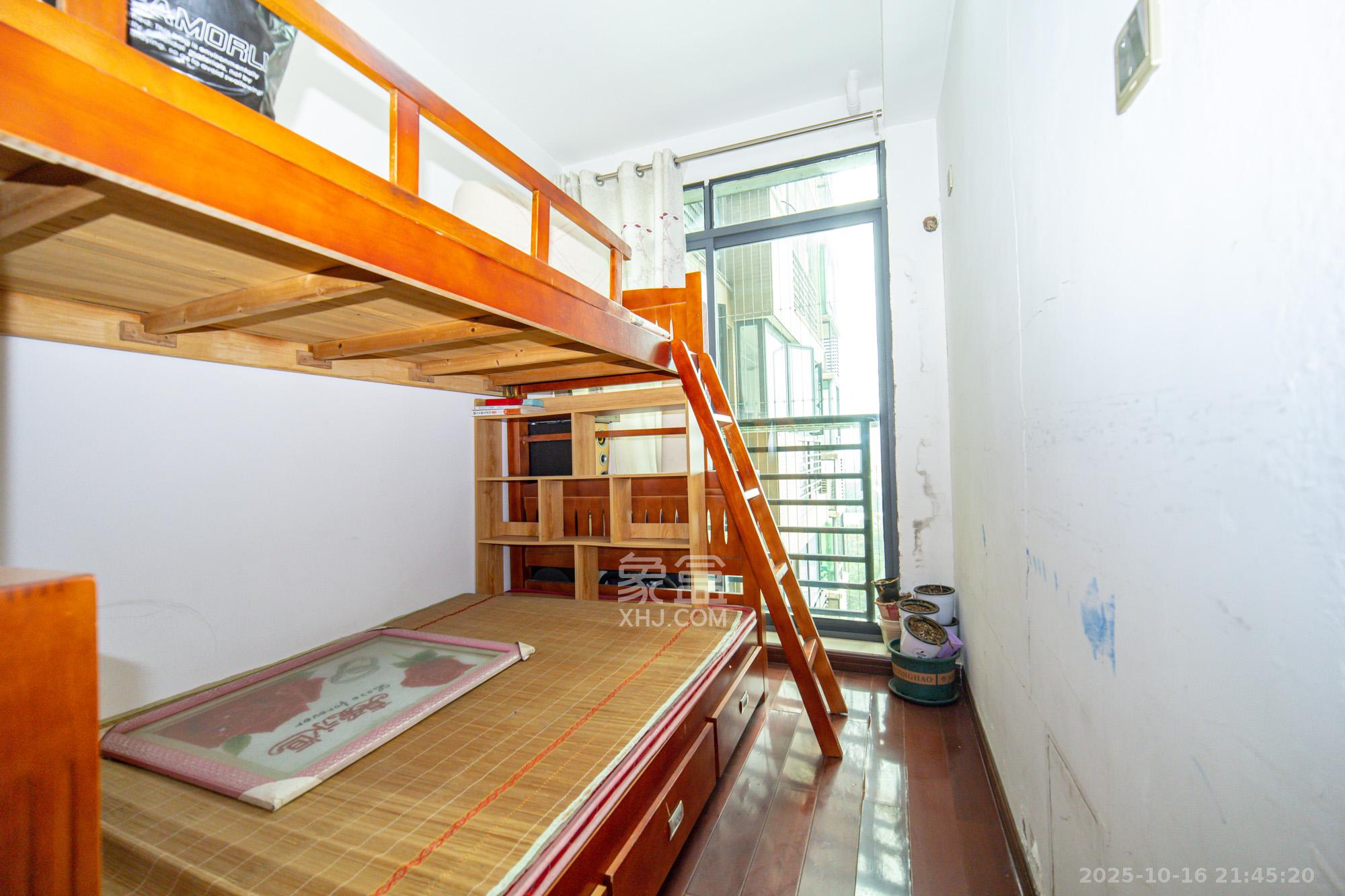 申湘宽境  3室2厅1卫    40.8万卧室