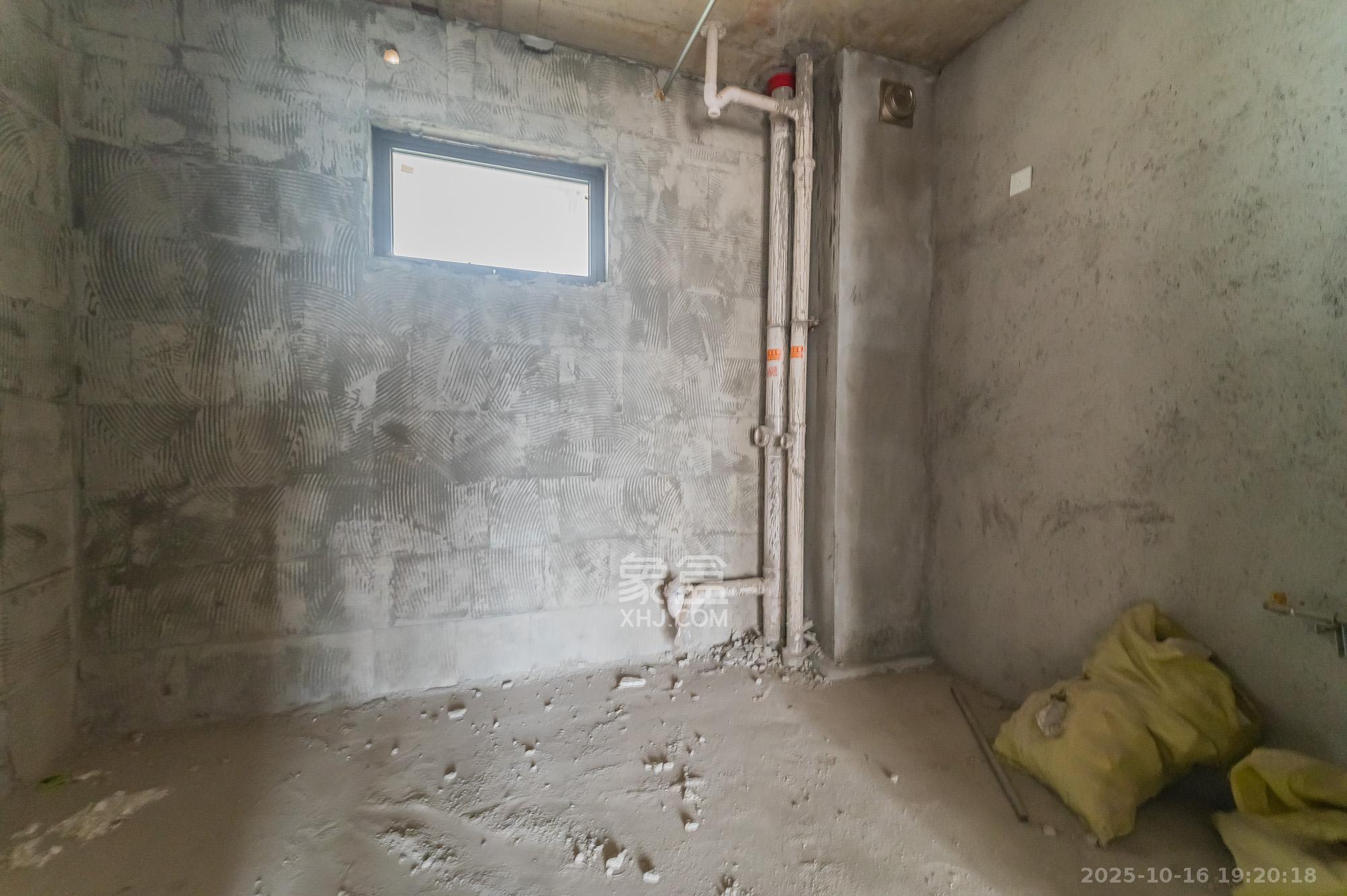 星湖湾二期高层 4室2厅2卫 99.0万 星湖湾二期高层 4室2厅2卫 99.0万其他