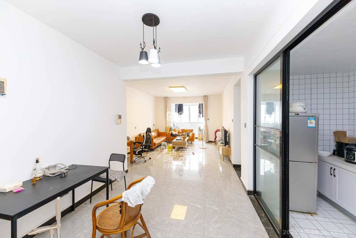 长高圆梦佳苑 3室2厅2卫 62.0万 长高圆梦佳苑 3室2厅2卫 62.0万客厅