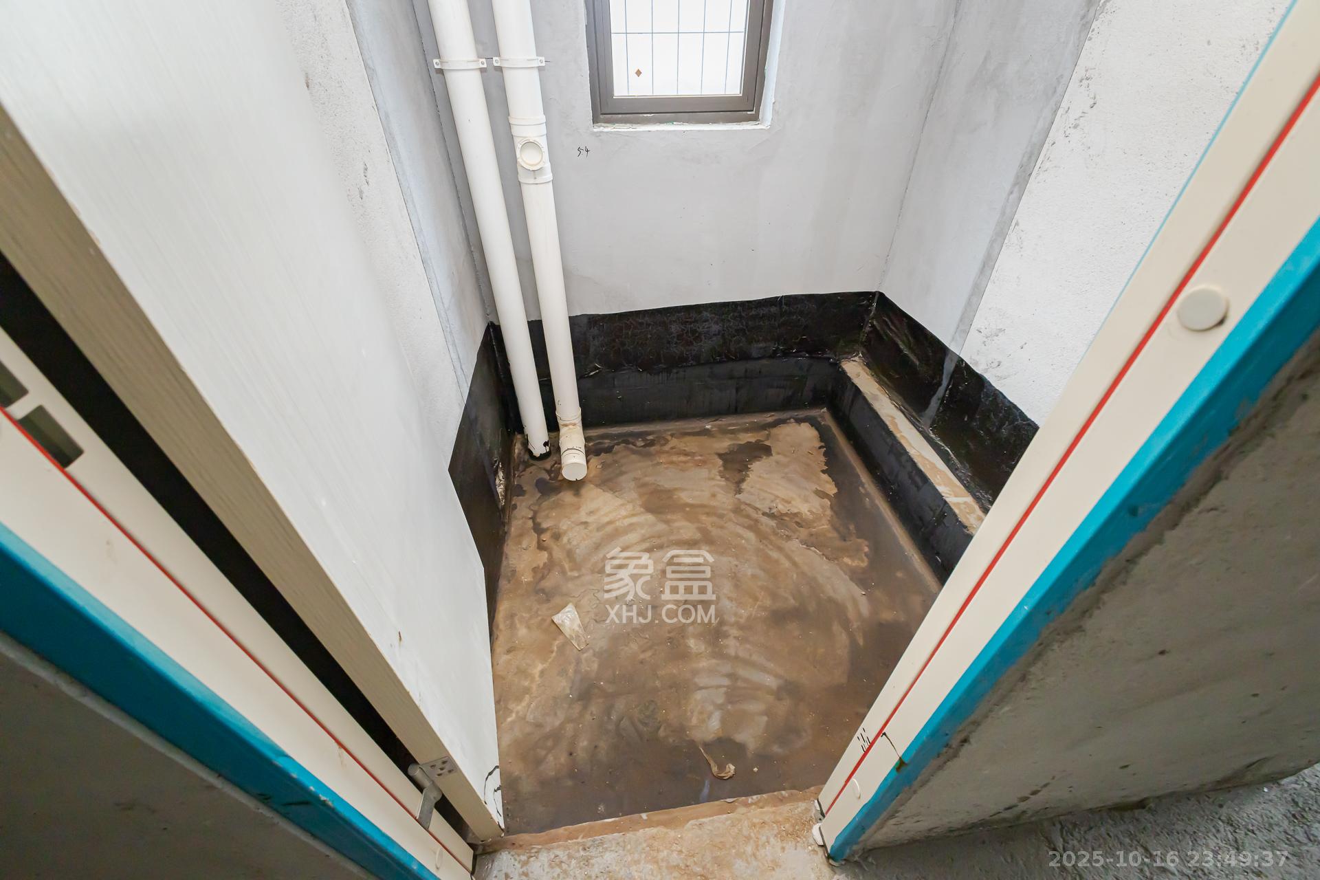 润和湘江天地D区  4室2厅2卫    137.0万卫生间