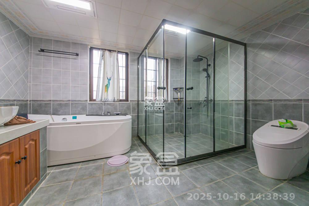 鑫远和城(一、二期)  4室2厅2卫    3800.0元/月 鑫远和城(一、二期)  4室2厅2卫    3800.0元/月室内图