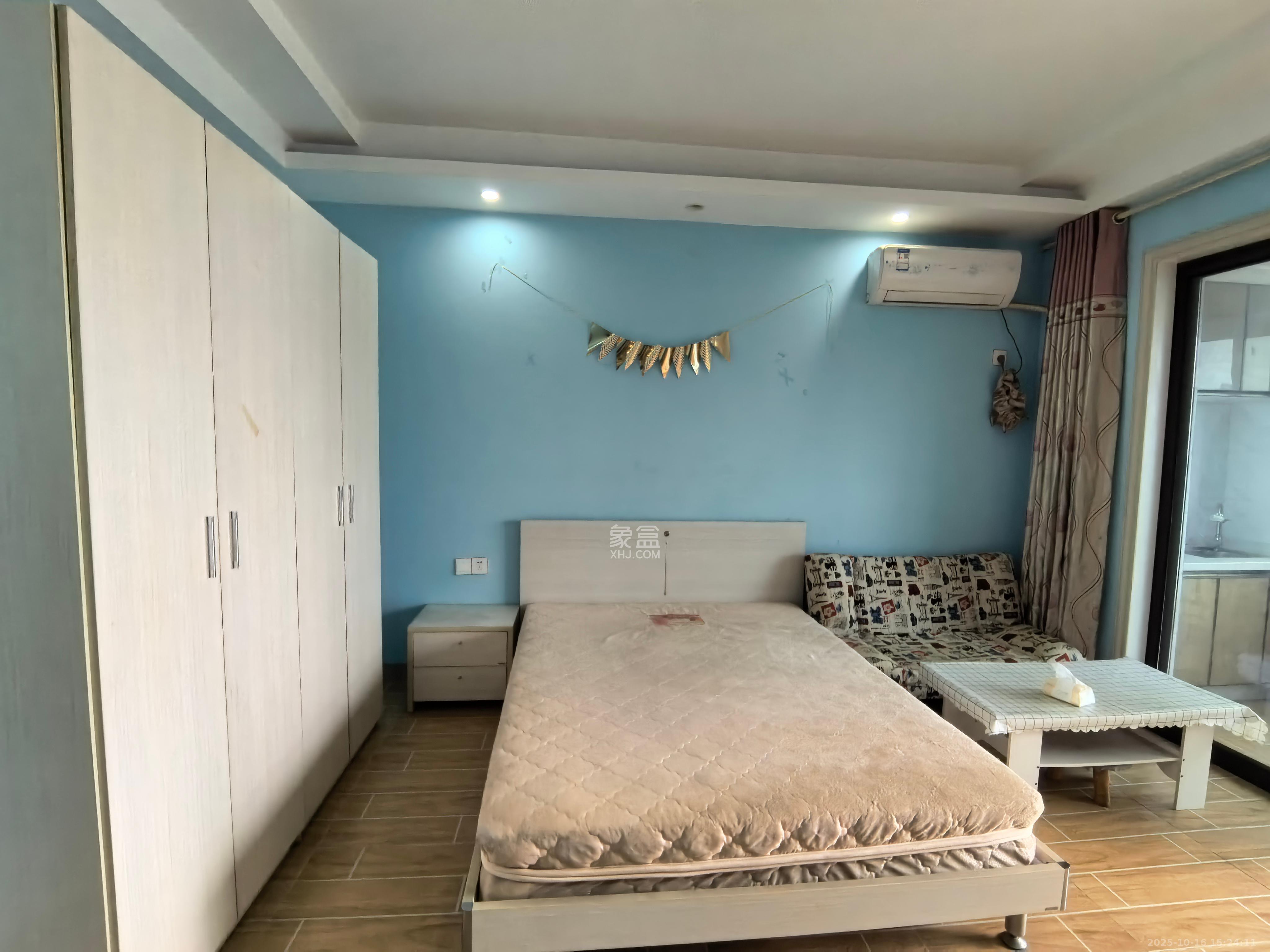 富兴旺角 1室1厅1卫 1300.0元/月 富兴旺角 1室1厅1卫 1300.0元/月室内图