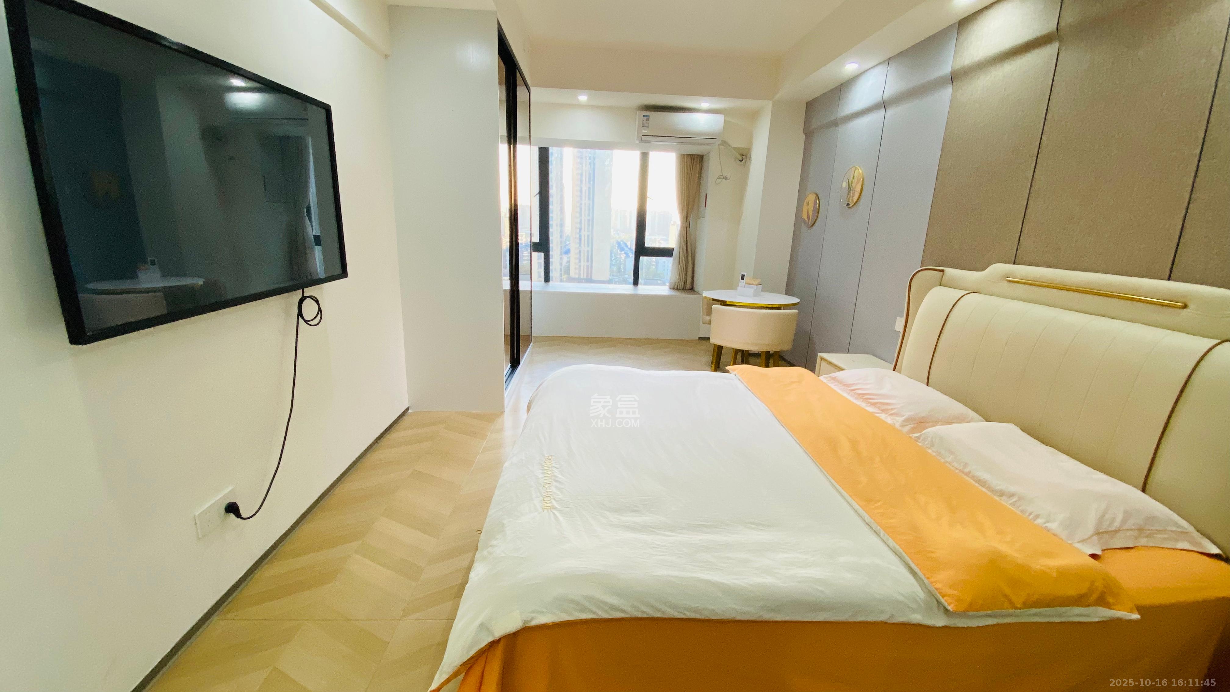 兰亭湾畔  1室1厅1卫    1800.0元/月室内图