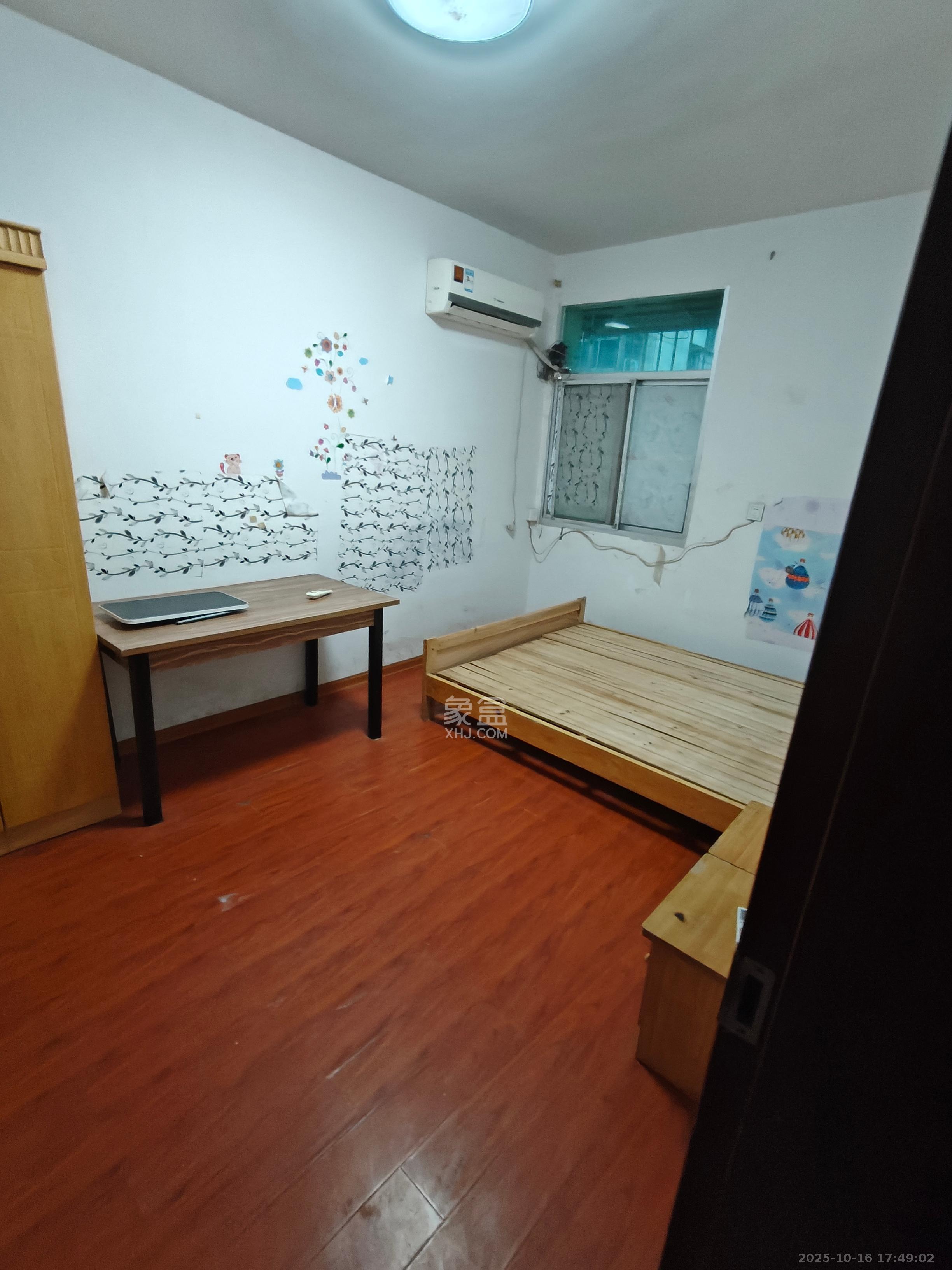 桂花路铁建宿舍  2室1厅1卫    1350.0元/月室内图