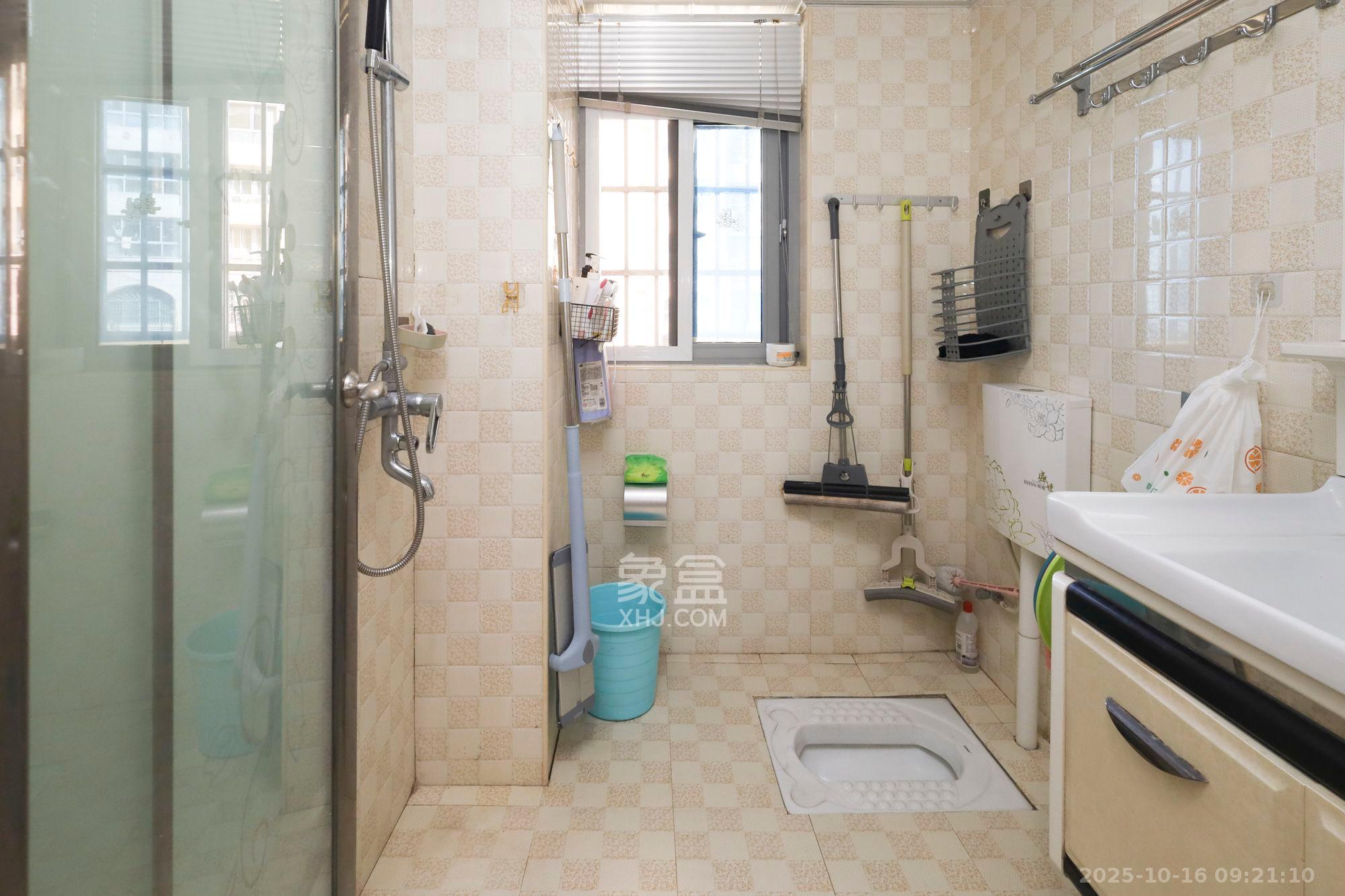 钱隆世家 3室2厅1卫 2200.0元/月 钱隆世家 3室2厅1卫 2200.0元/月室内图