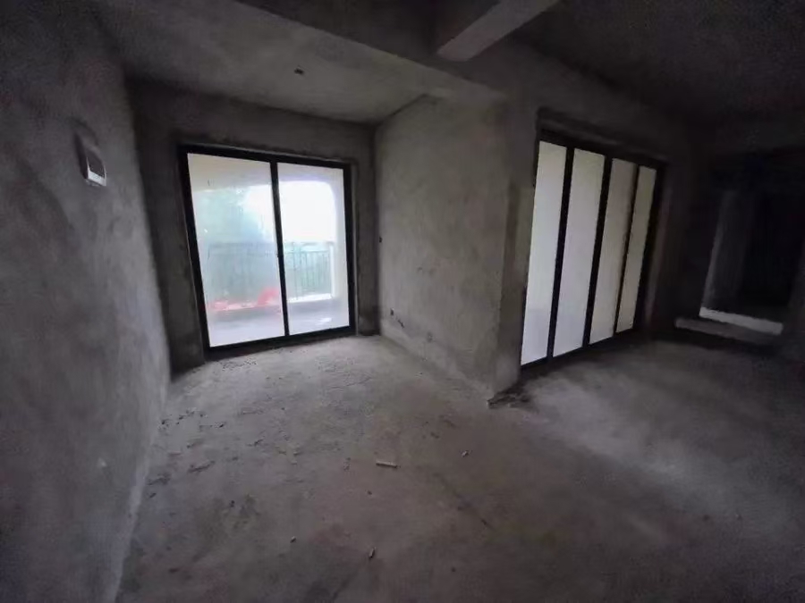 翡翠水城(住宅) 3室2厅2卫 135.0万 翡翠水城(住宅) 3室2厅2卫 135.0万室内图