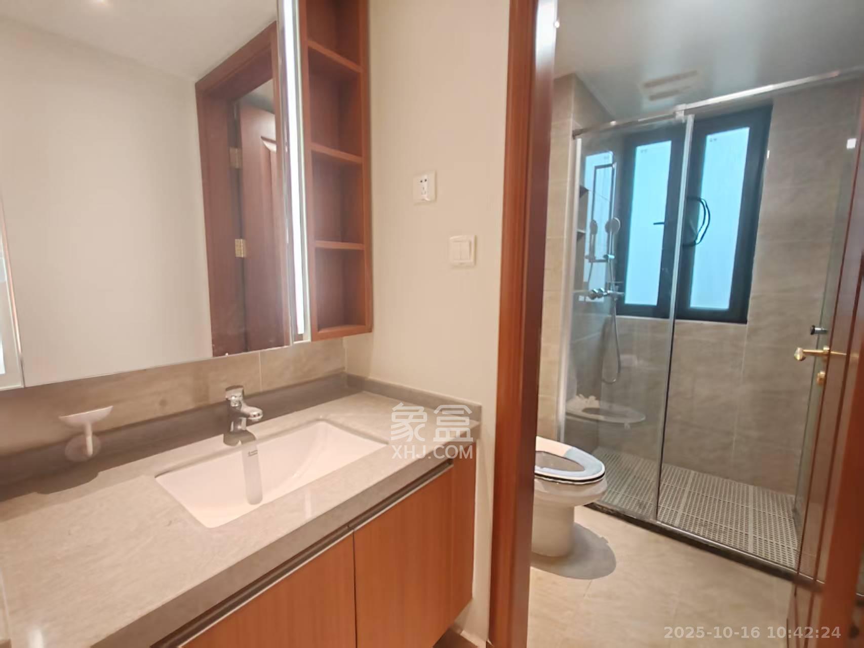 恒大书香门第 3室2厅2卫 1800.0元/月 恒大书香门第 3室2厅2卫 1800.0元/月室内图